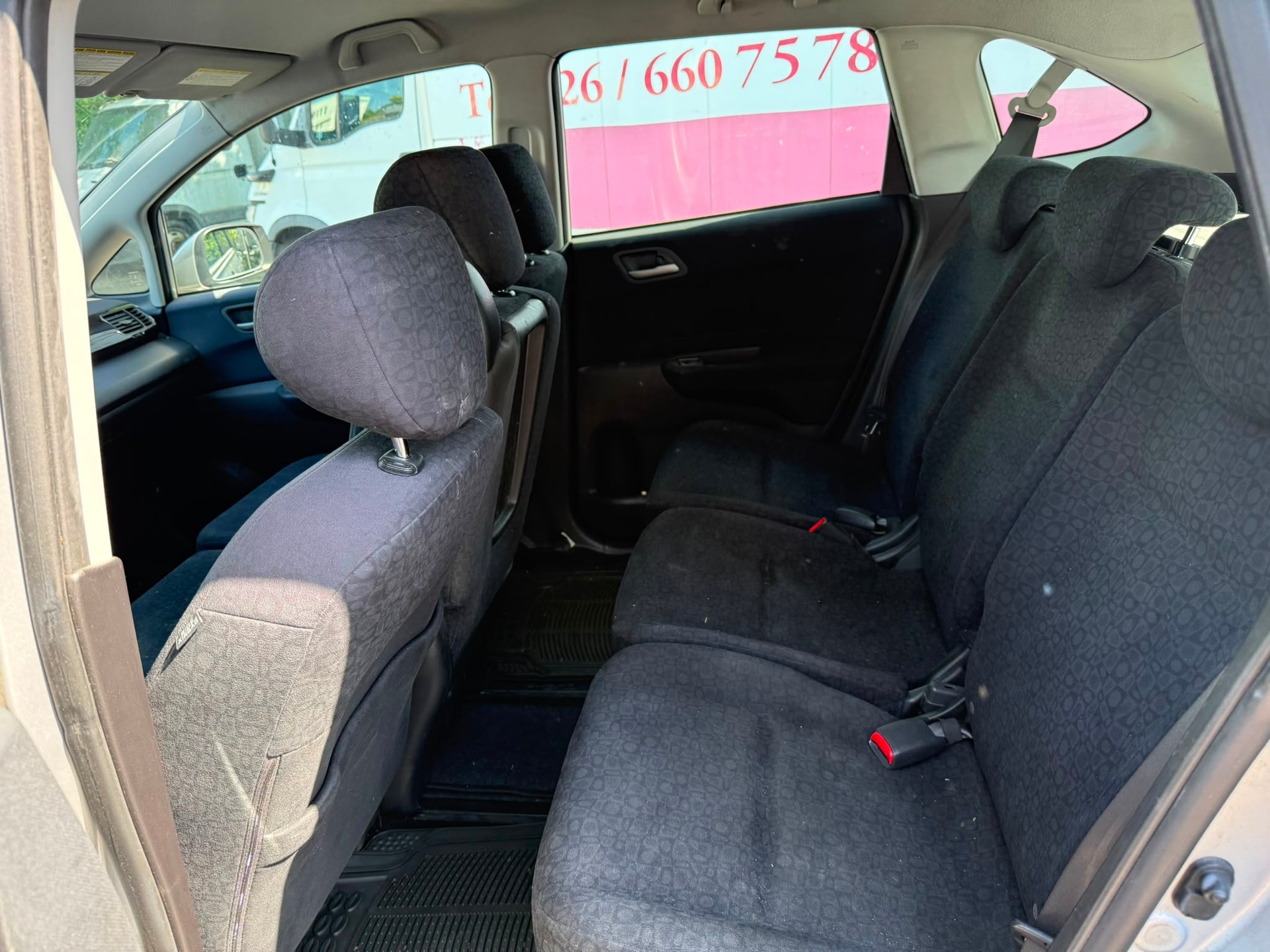 HONDA FR-V 2.0 Executive-image-10