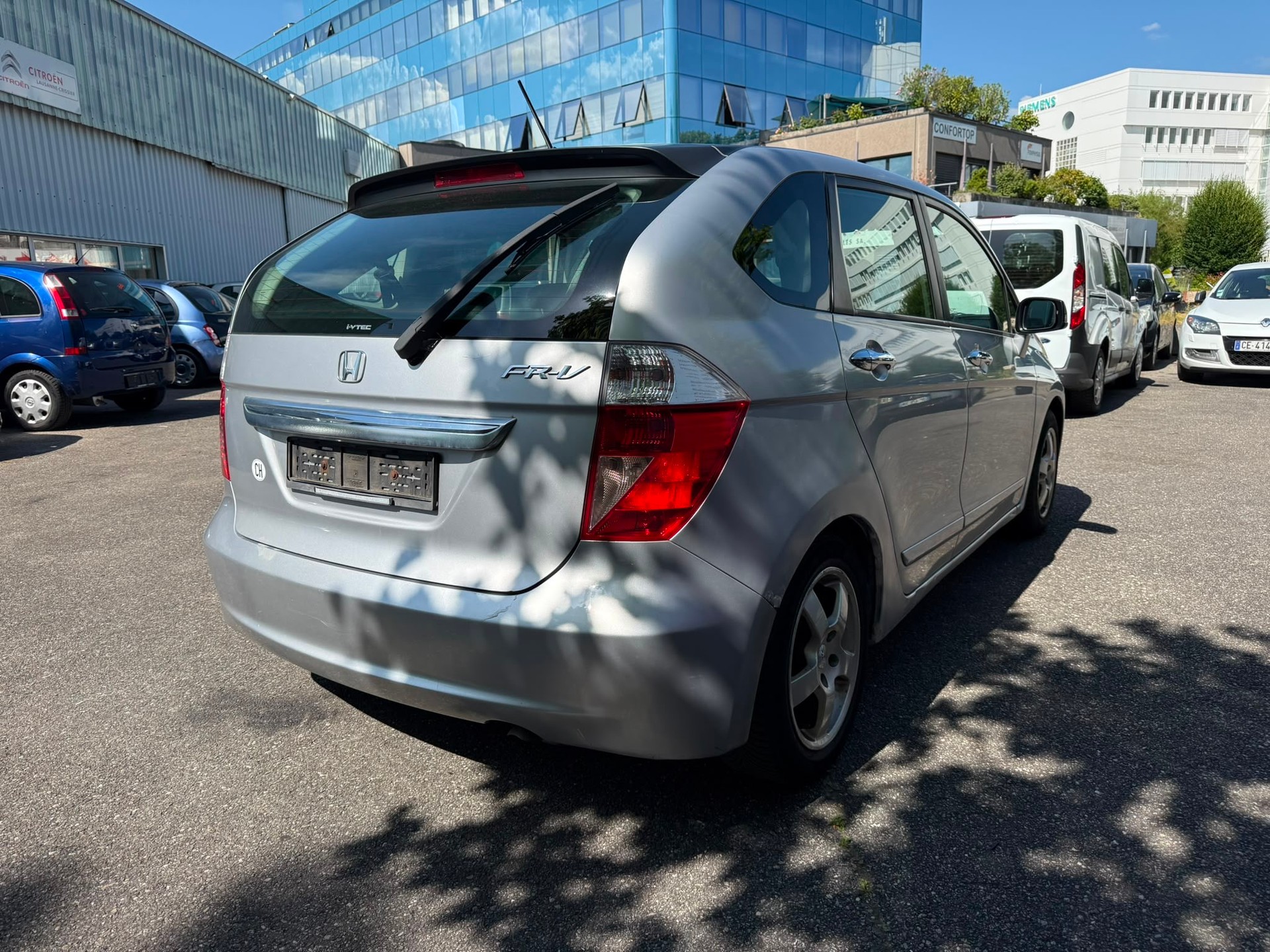 HONDA FR-V 2.0 Executive-image-3