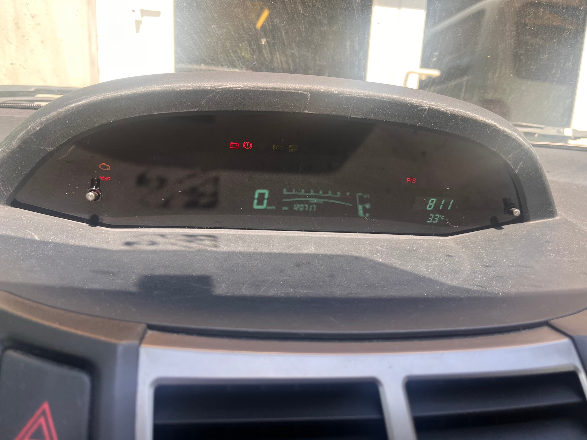 TOYOTA YARIS-image-8