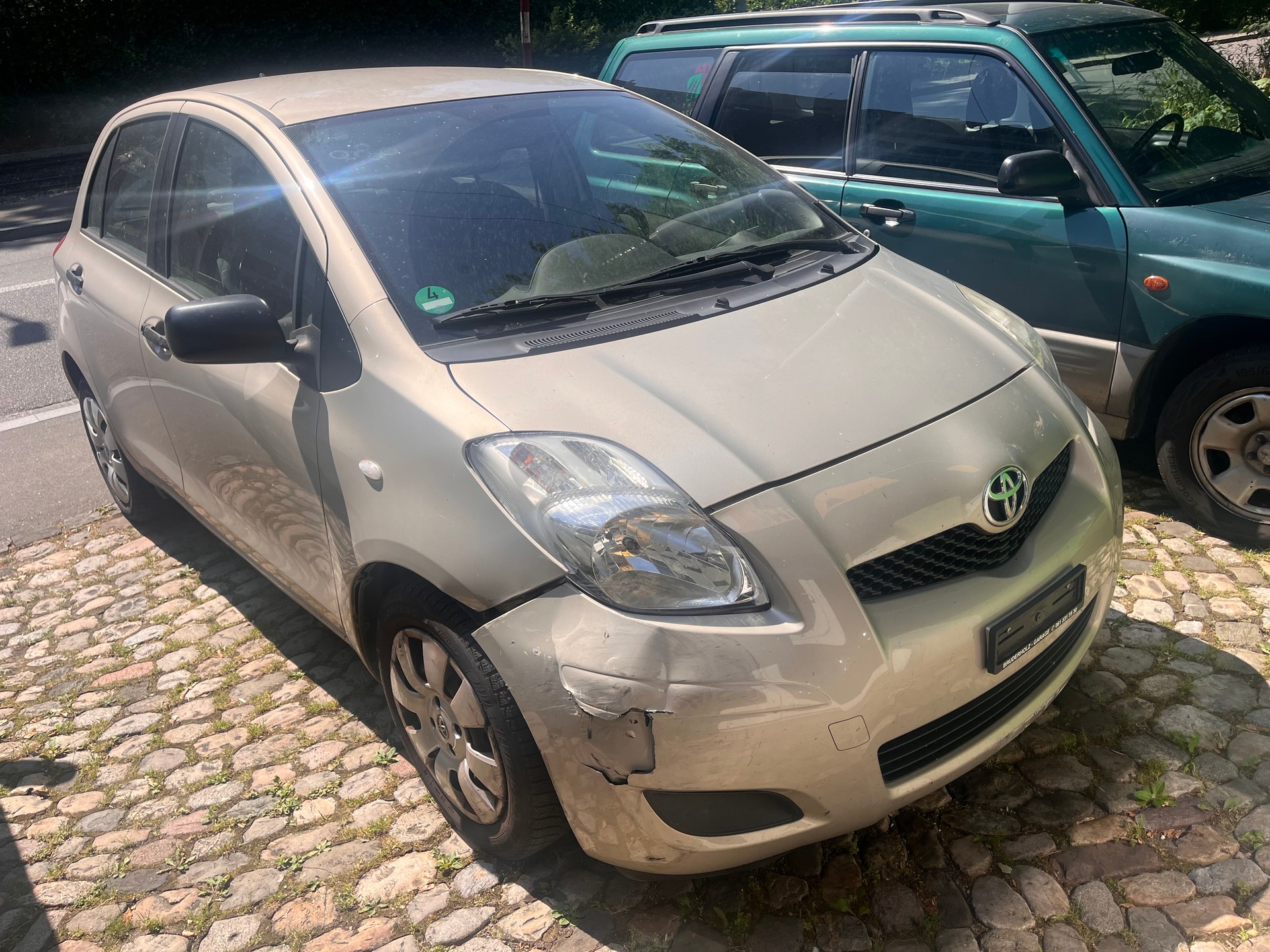 TOYOTA YARIS-image-1