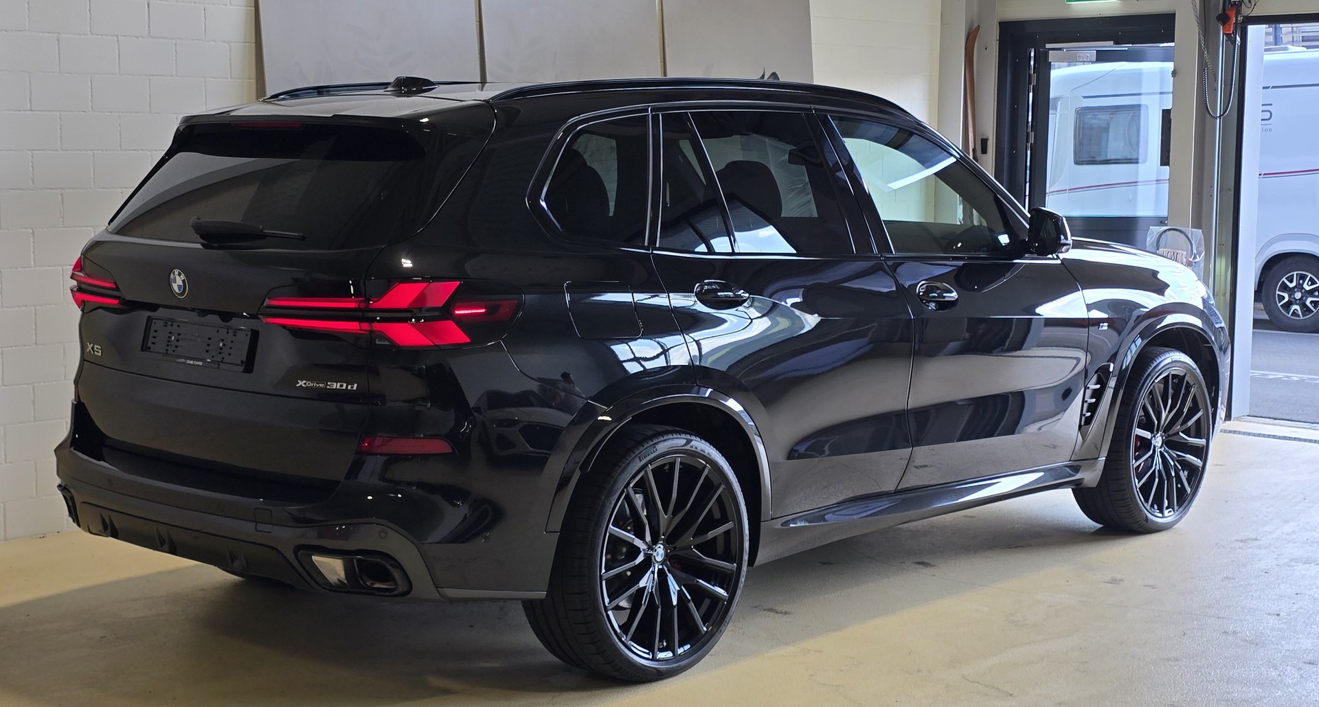 BMW X5 xDrive 48V 30d M Sport Pro Steptronic-image-4