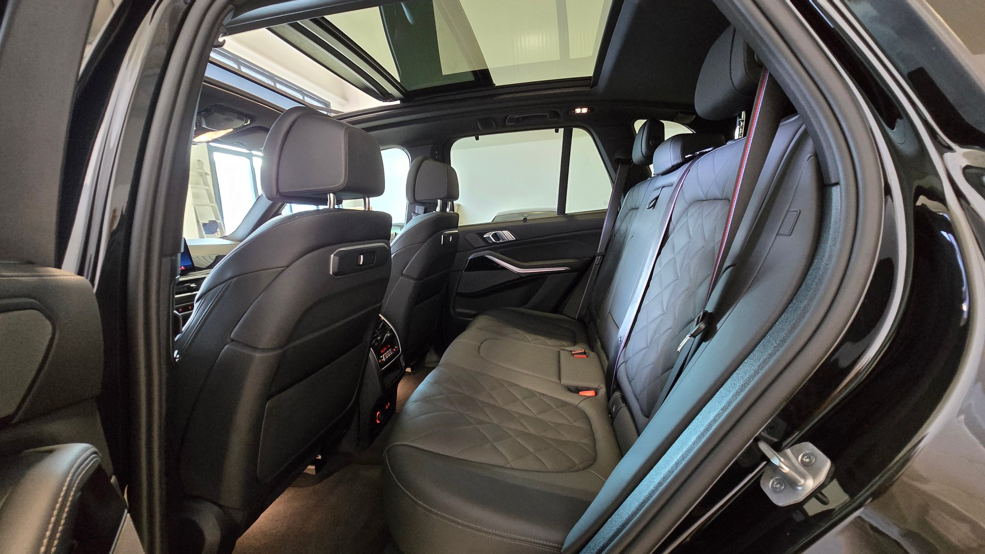 BMW X5 xDrive 48V 30d M Sport Pro Steptronic-image-14