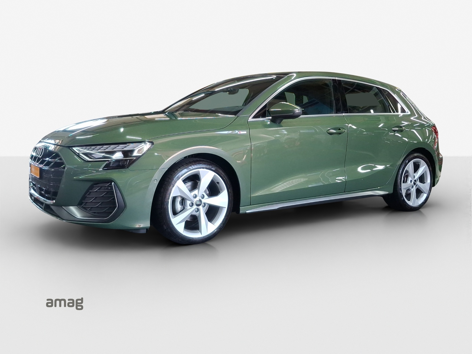 AUDI A3 Sportback TFSI 110 kW S line S tronic-image-0