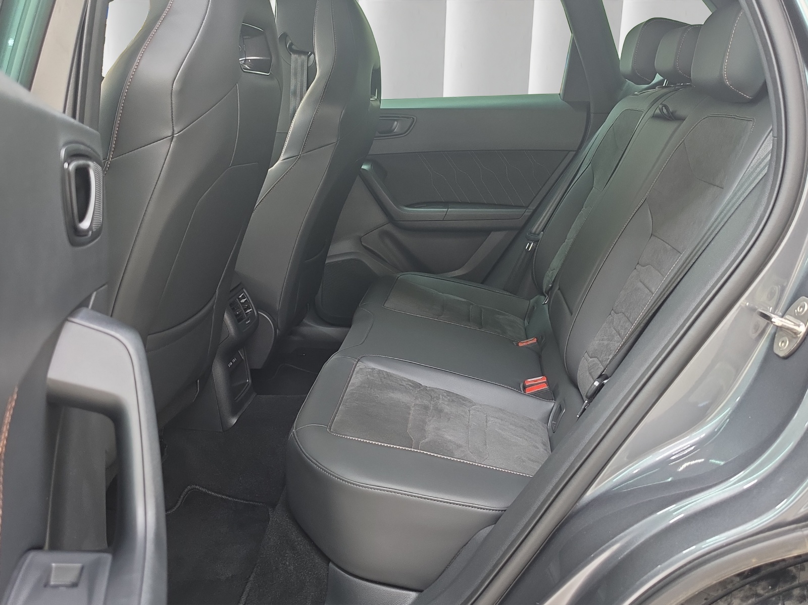 CUPRA Ateca 2.0 TSI VZ 4Drive DSG-image-12