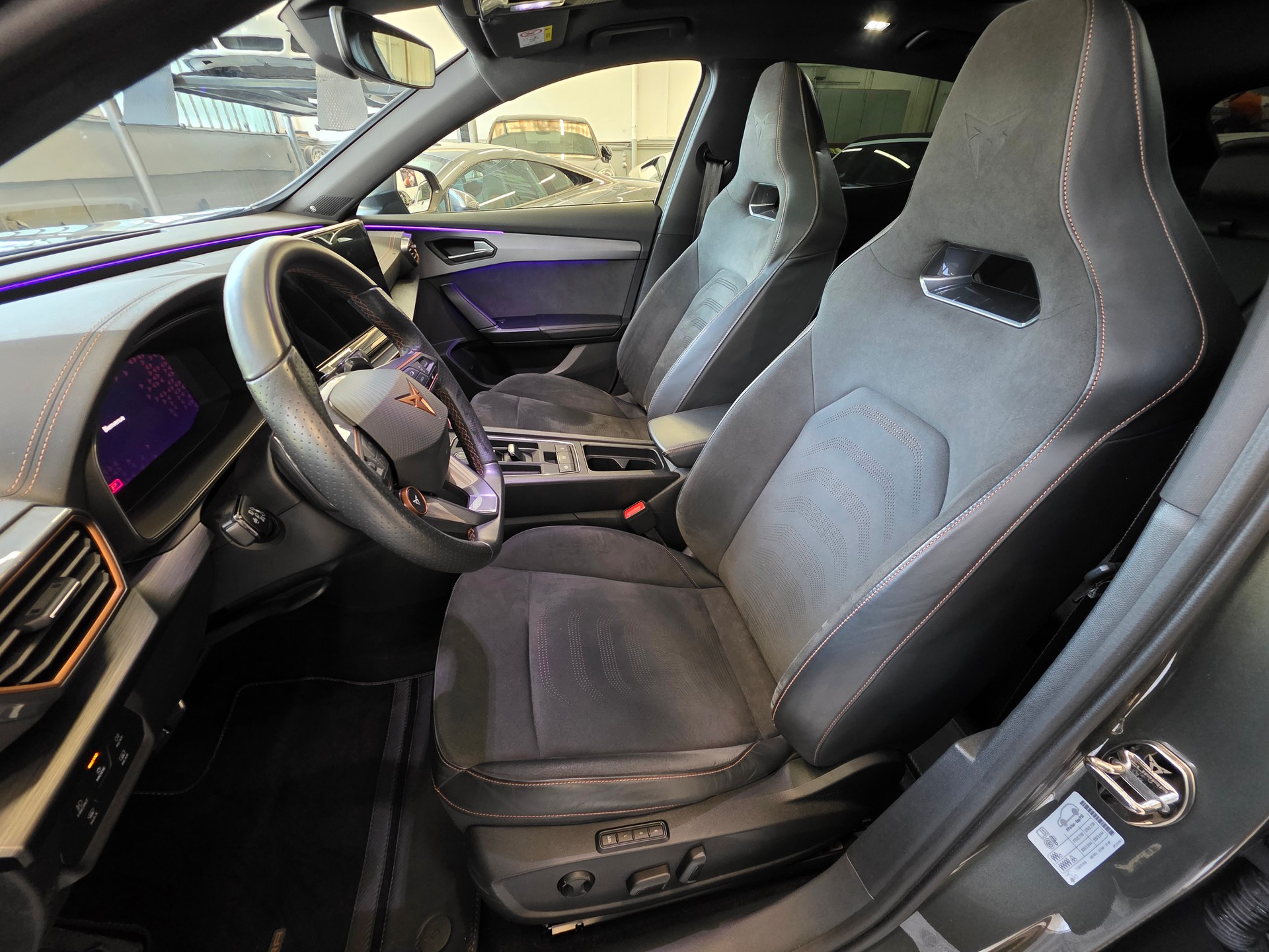 CUPRA Formentor 2.0TSI Tribe Edition DSG-image-7