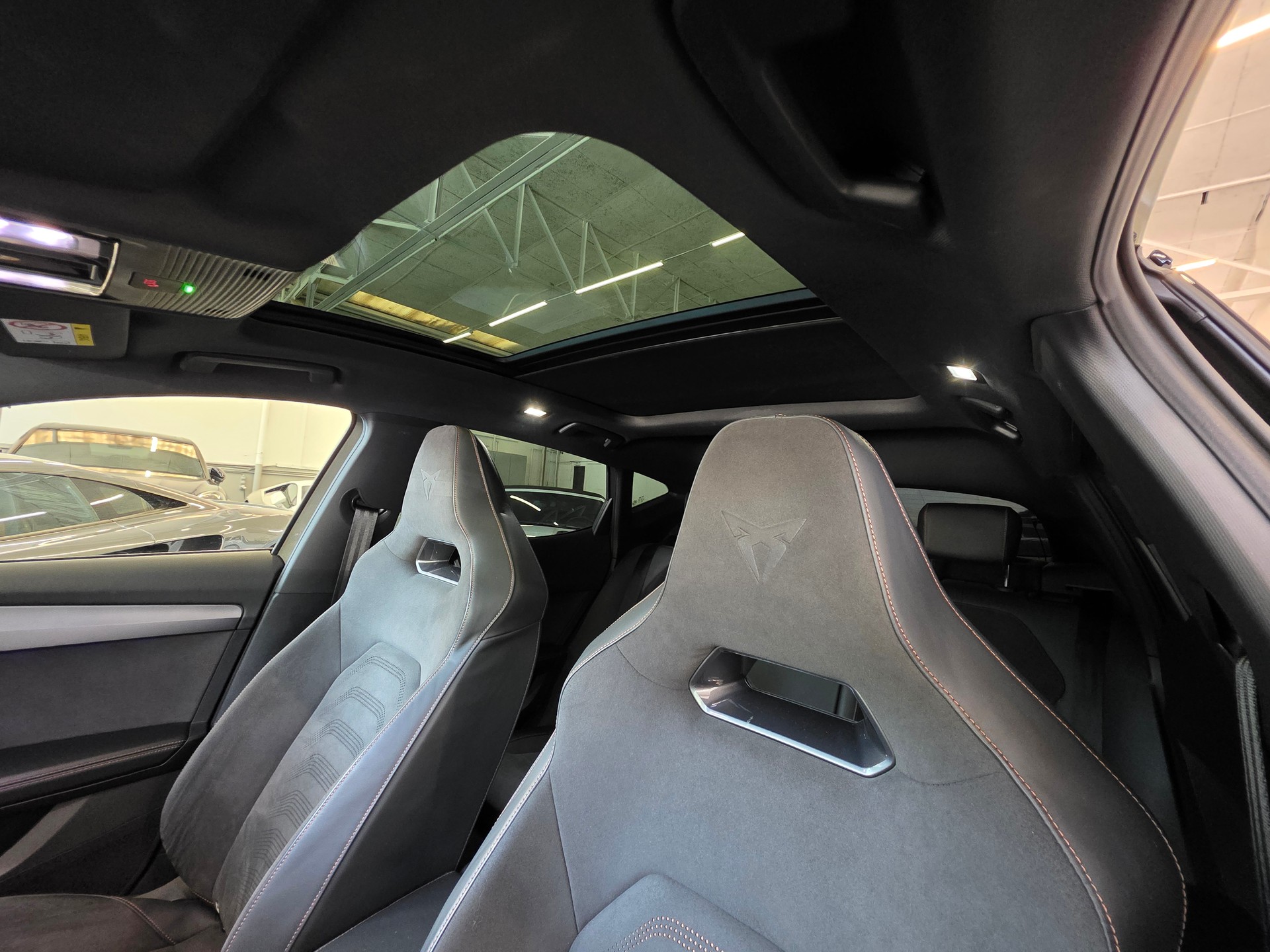 CUPRA Formentor 2.0TSI Tribe Edition DSG-image-11