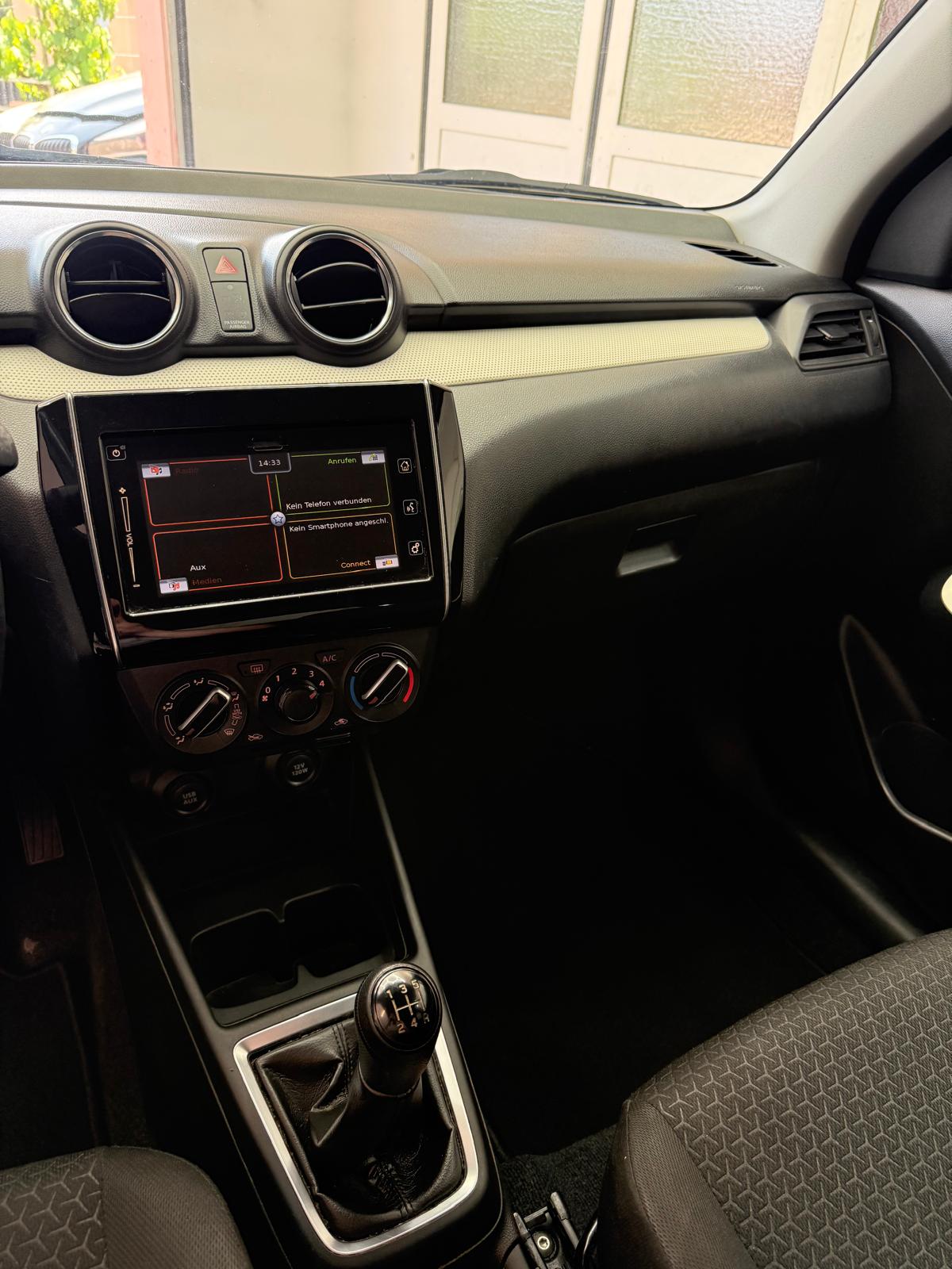 SUZUKI Swift 1.0 12V Compact+-image-7