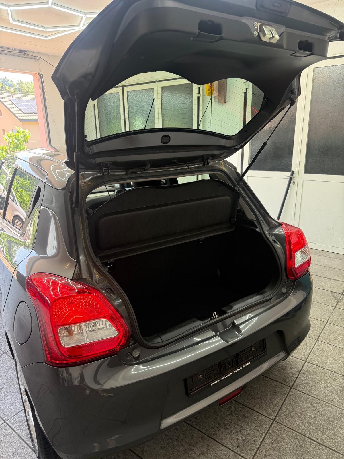 SUZUKI Swift 1.0 12V Compact+-image-3