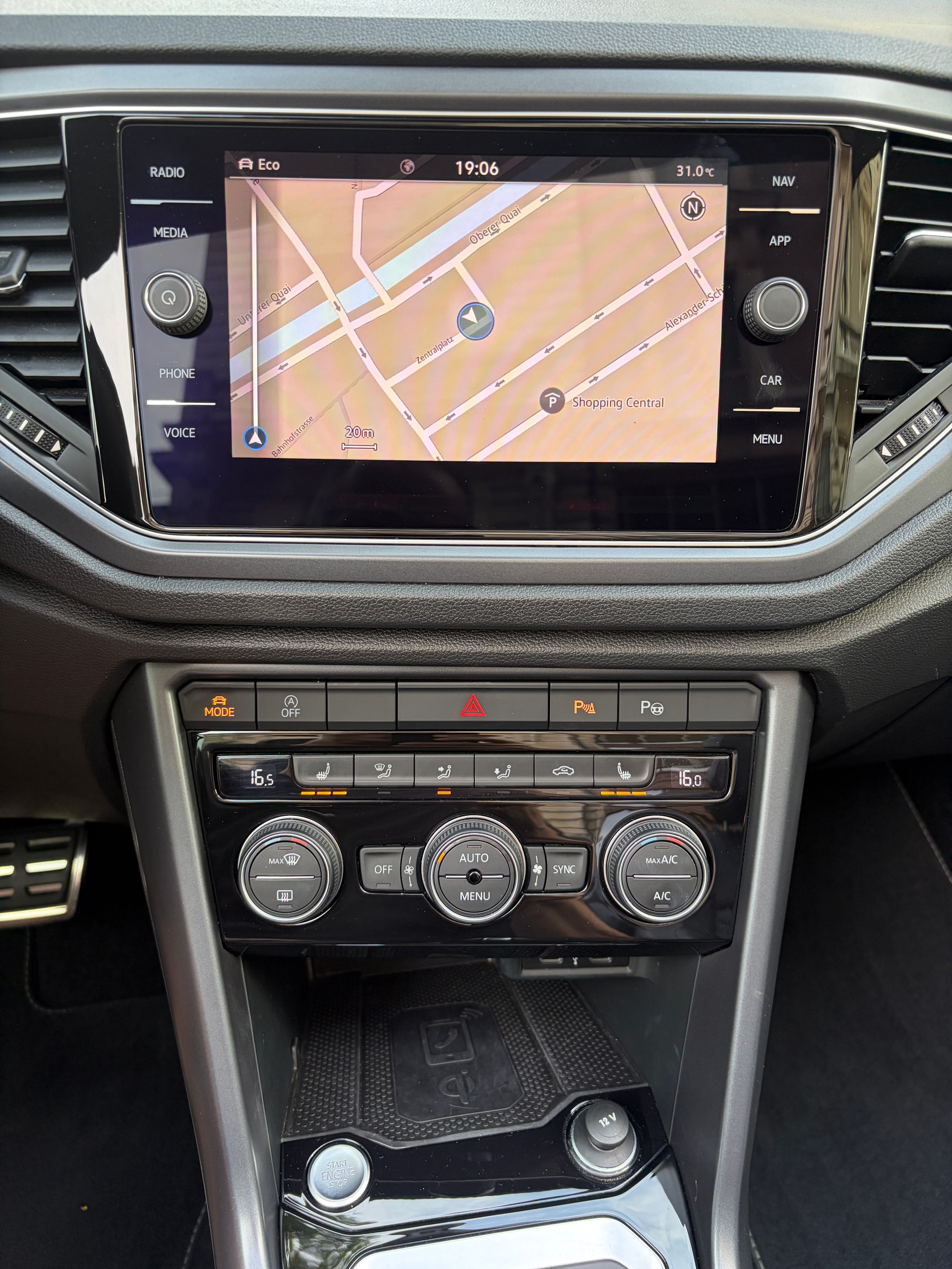 VW T-Roc Cabriolet 1.5 TSI EVO R-Line DSG-image-14