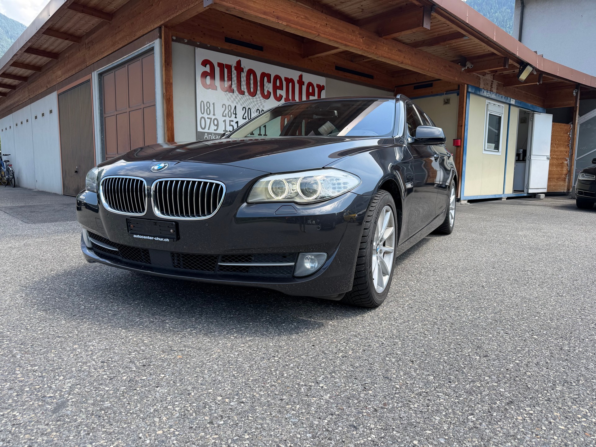 BMW 535d xDrive Touring Steptronic-image-0