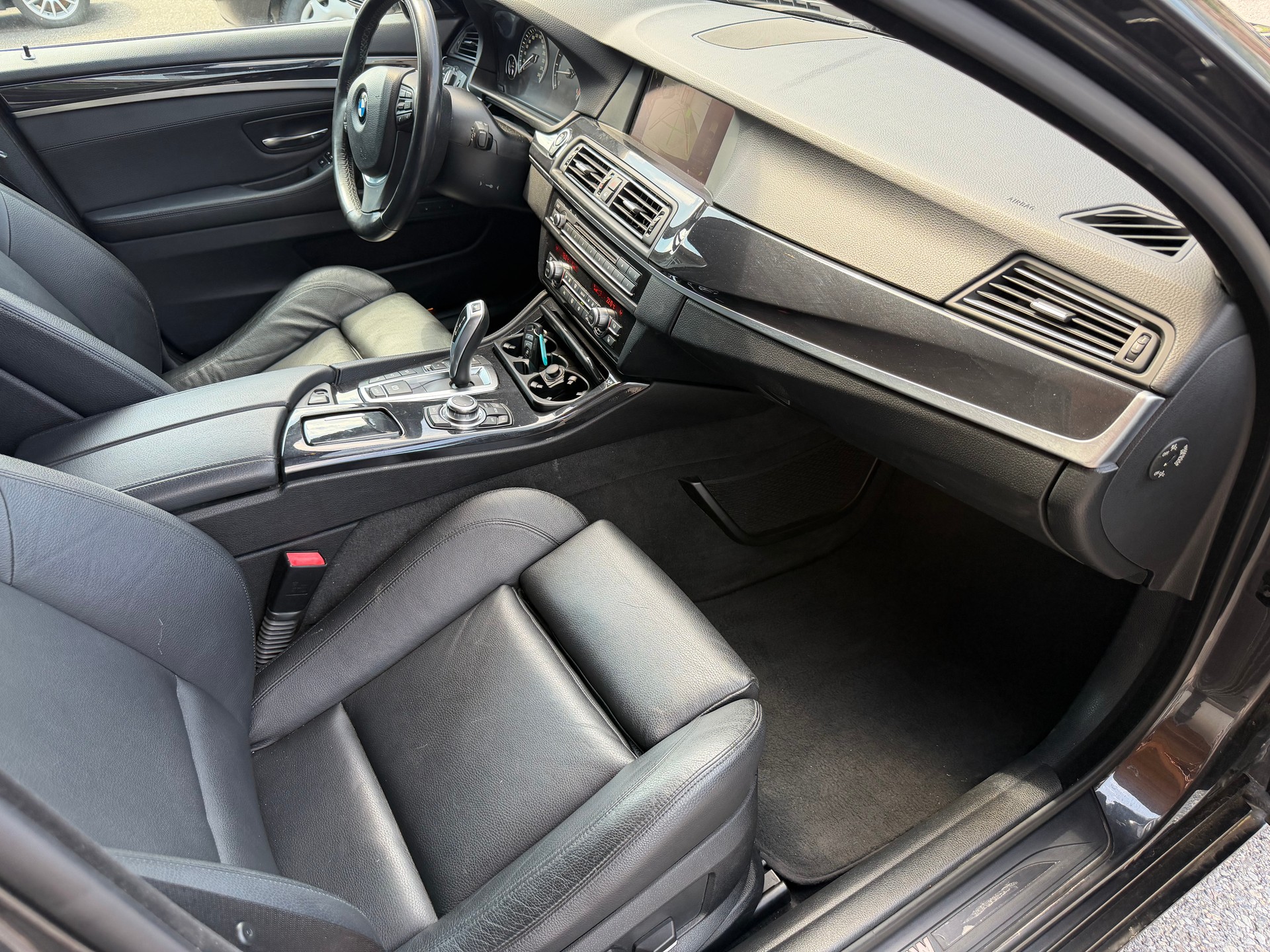 BMW 535d xDrive Touring Steptronic-image-3