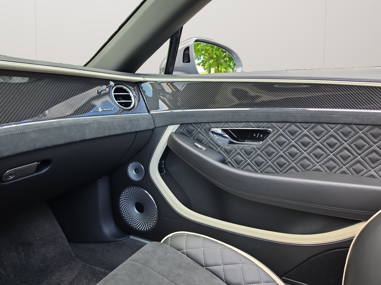 BENTLEY Continental GTC 6.0 W12 Speed mit Vollausstattung!-image-13