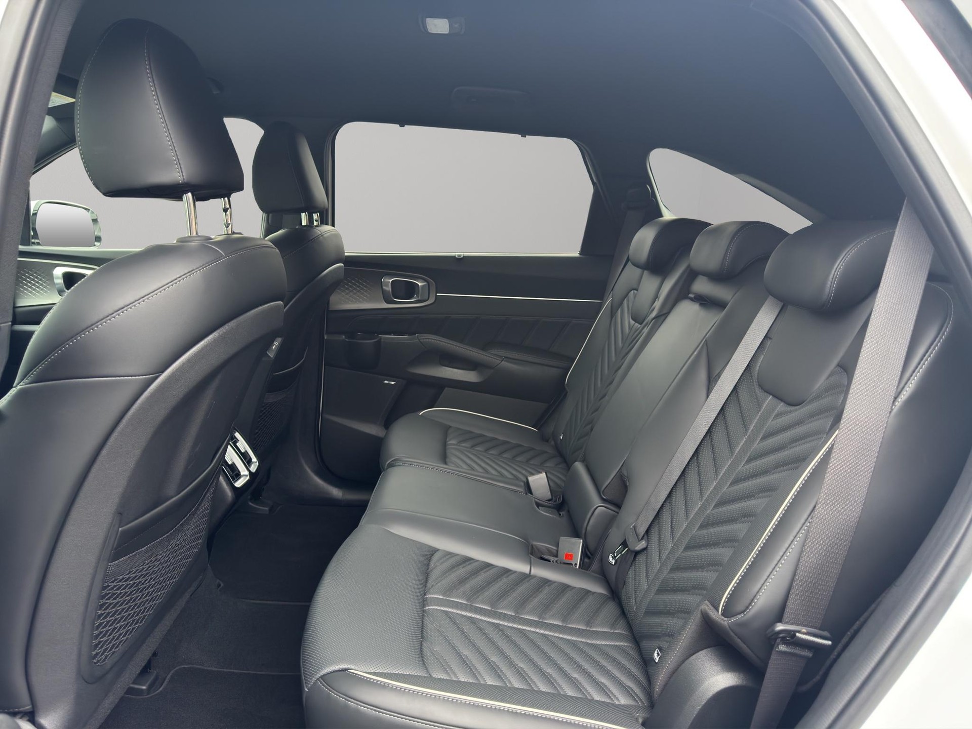 KIA Sorento 1.6 T-GDi Hybrid Style 7P-image-9