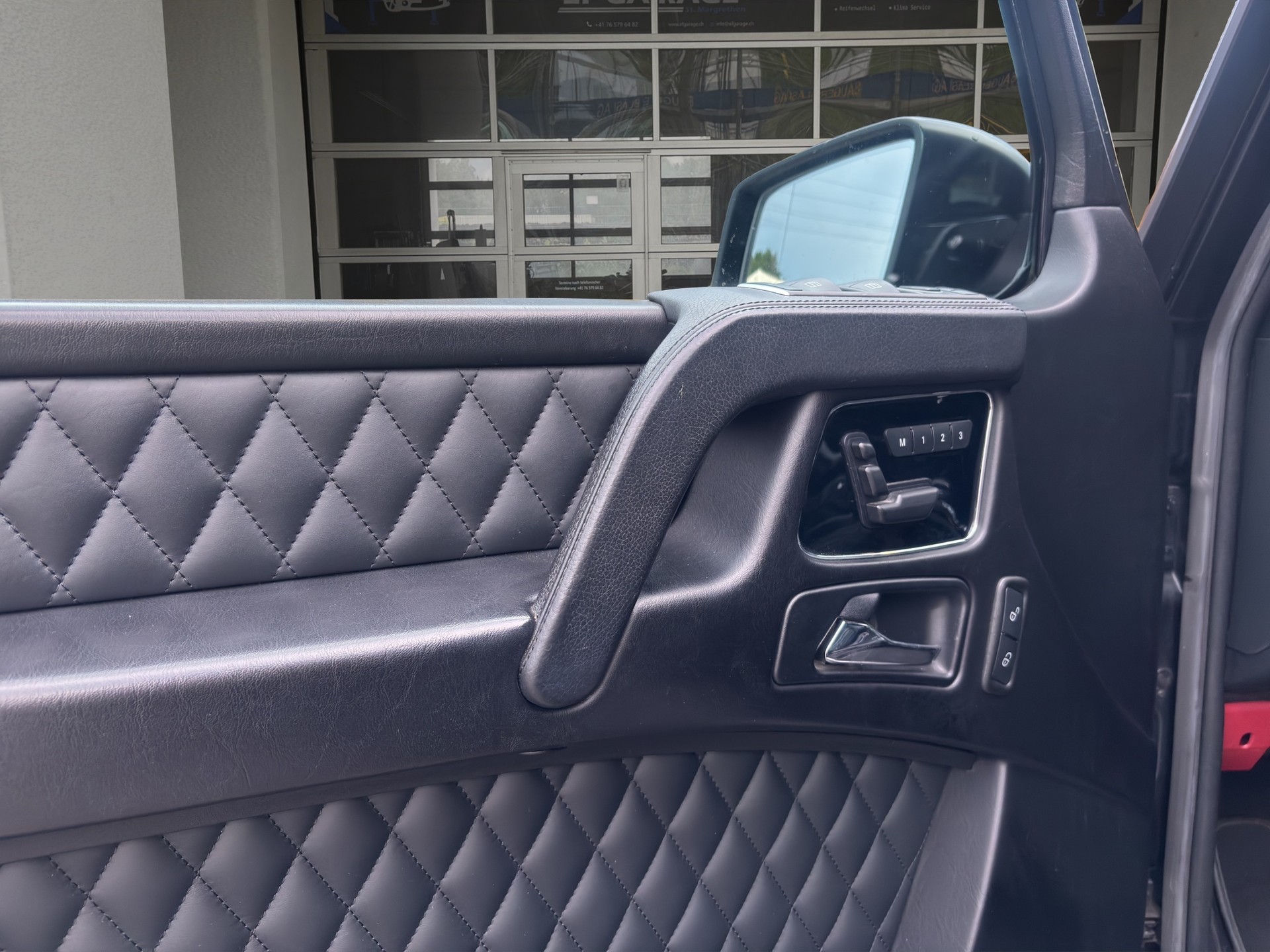 MERCEDES-BENZ G 63 AMG-image-10