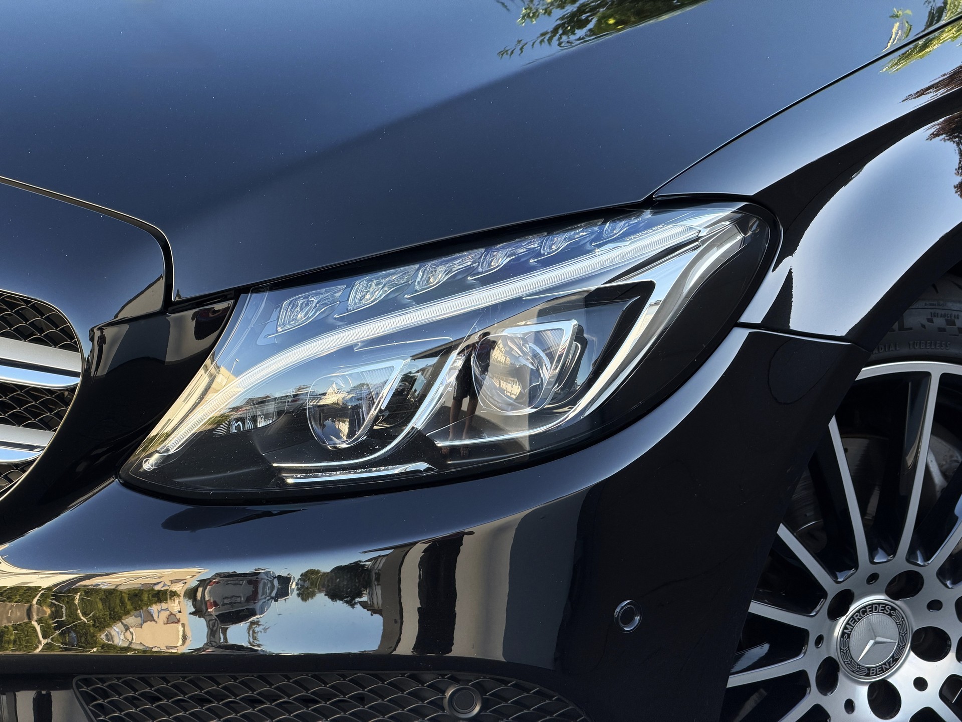 MERCEDES-BENZ C 400 AMG Line 4Matic 9G-Tronic-image-1