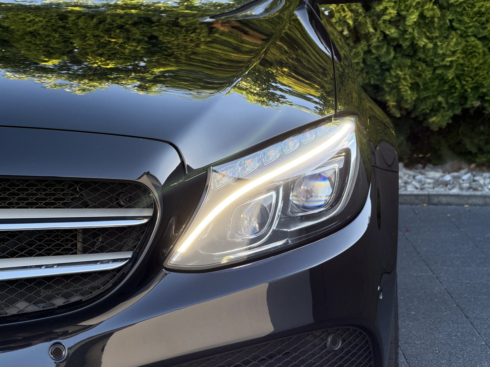 MERCEDES-BENZ C 400 AMG Line 4Matic 9G-Tronic-image-5