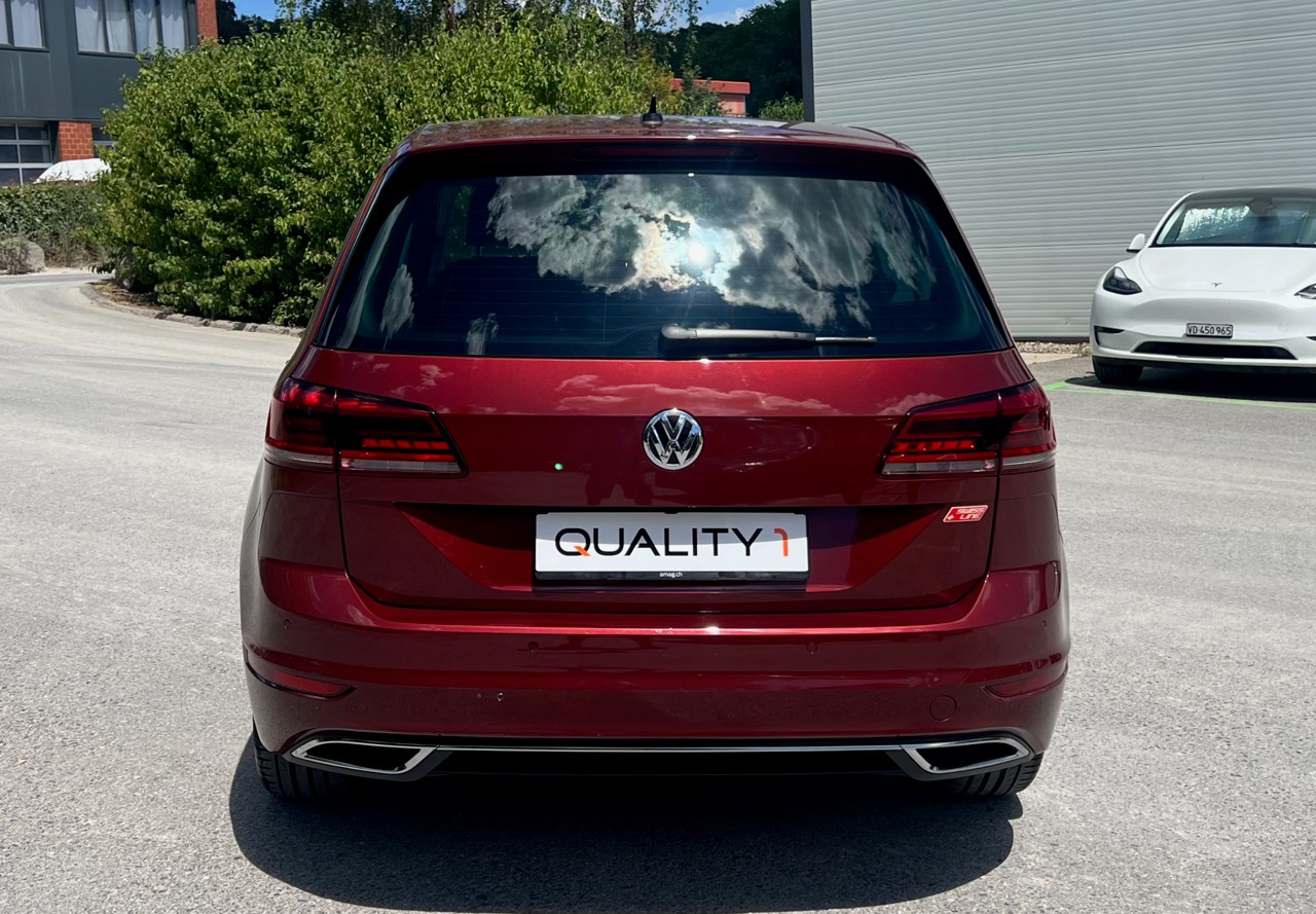 VW Golf Sportsvan 1.5 TSI EVO Highline DSG-image-1