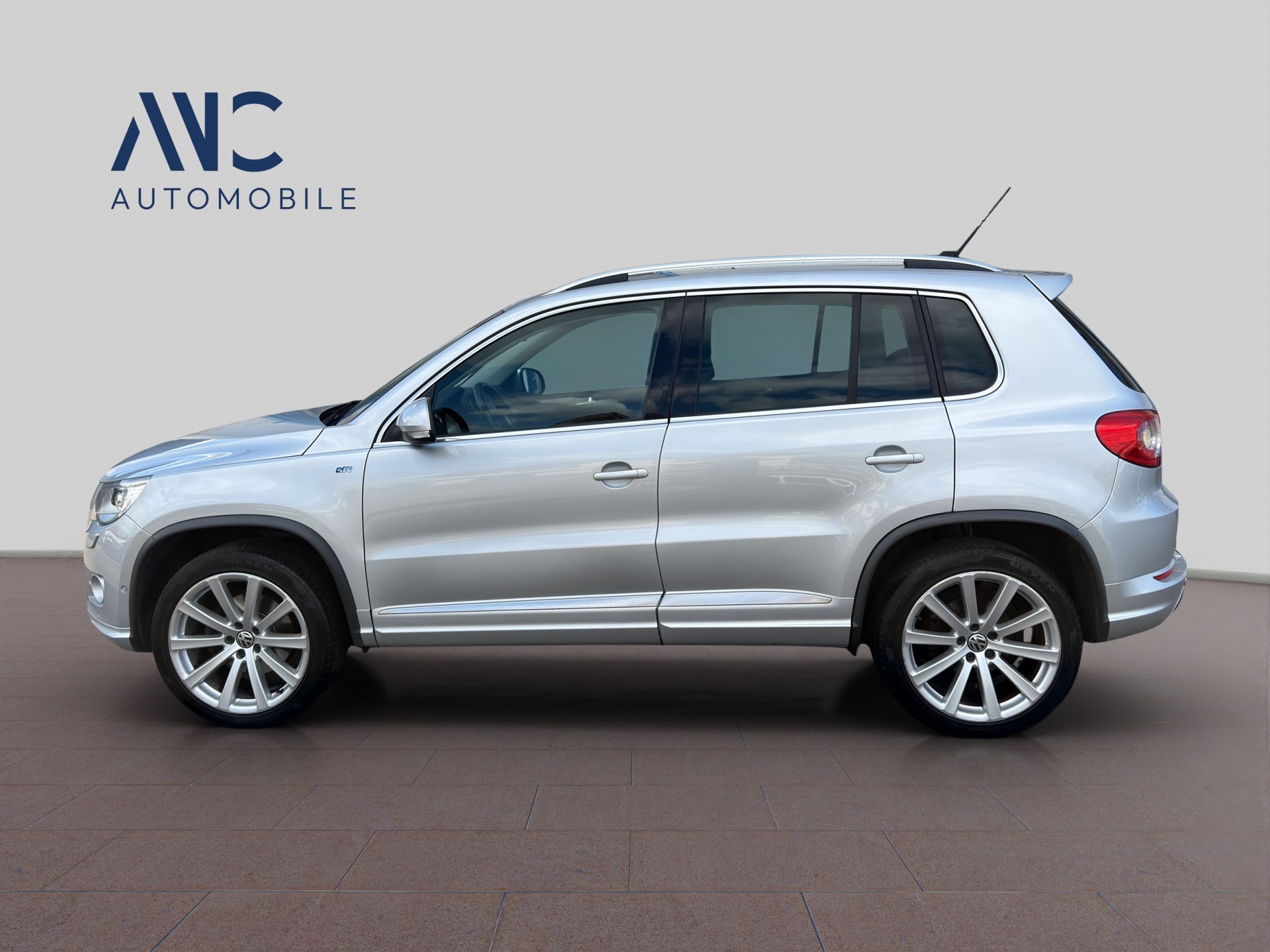 VW Tiguan 2.0 TSI Sport&Style Tiptronic-image-6
