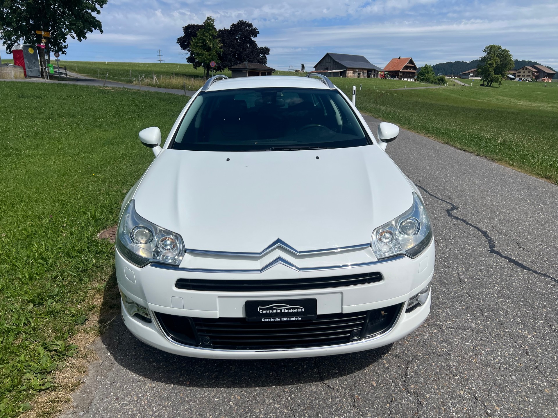 CITROEN C5 Tourer 3.0 HDi V6 Exclusive Automatic-image-1
