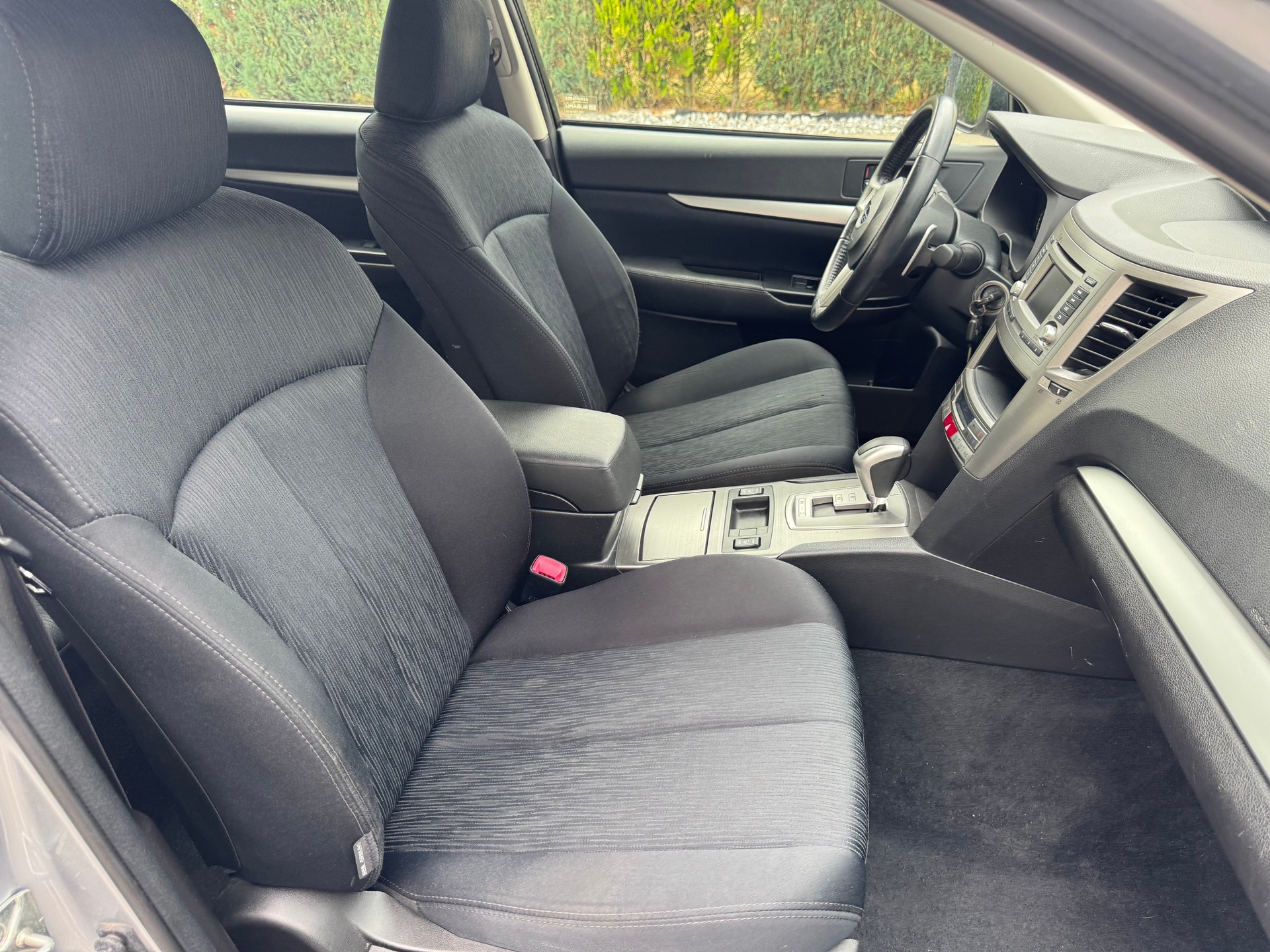 SUBARU Legacy 2.0i Limited AWD Lineartronic-image-9