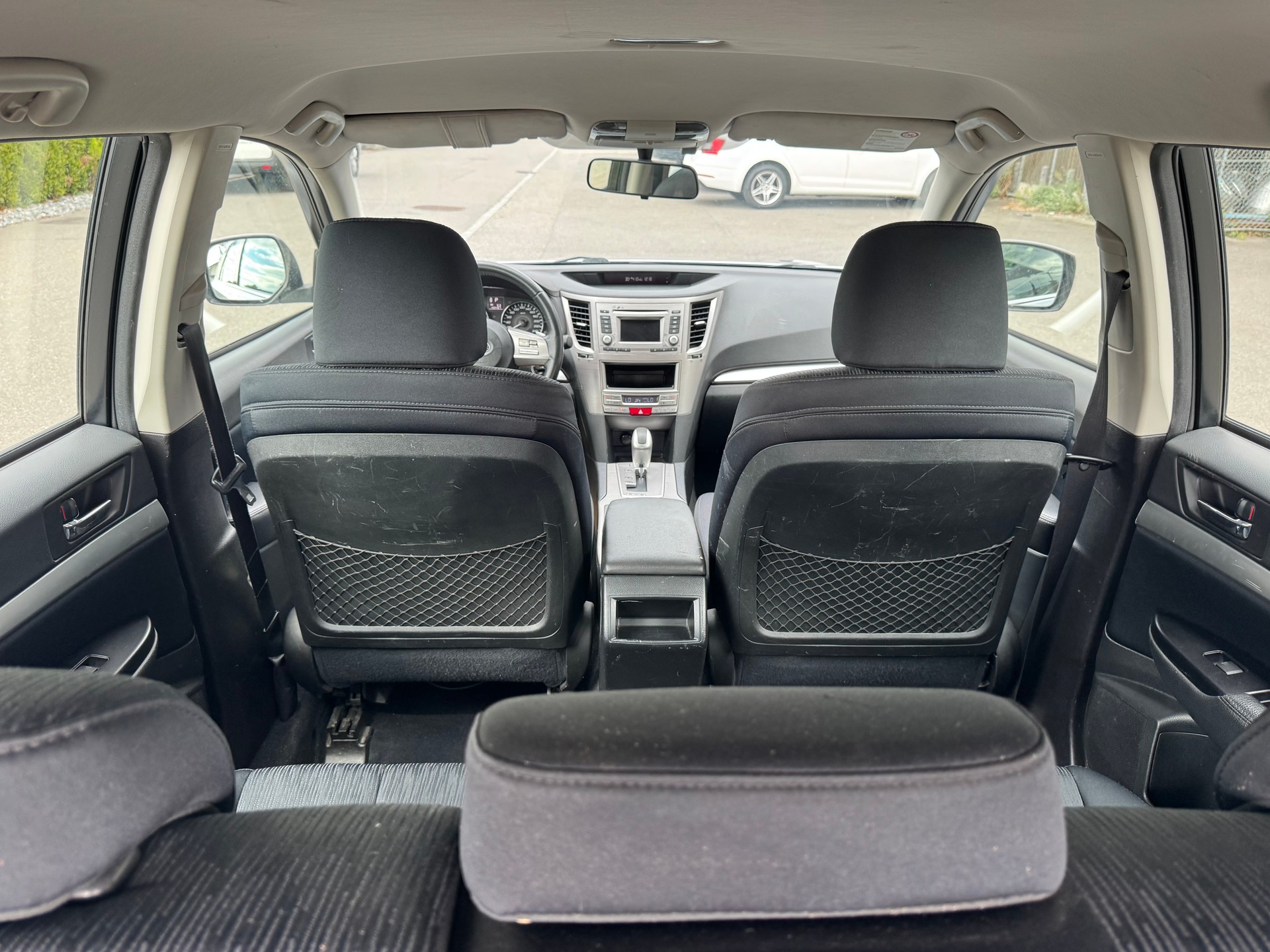 SUBARU Legacy 2.0i Limited AWD Lineartronic-image-13