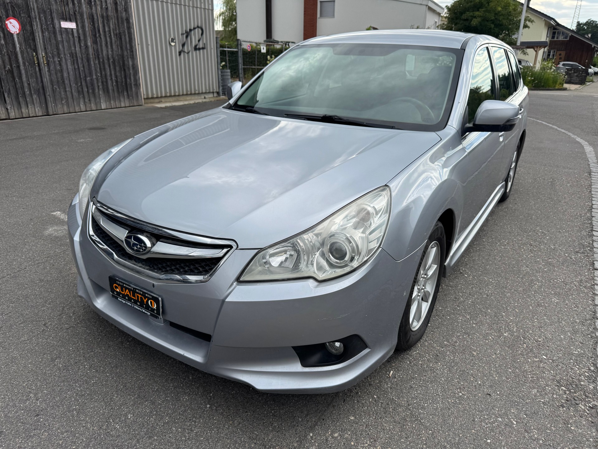 SUBARU Legacy 2.0i Limited AWD Lineartronic