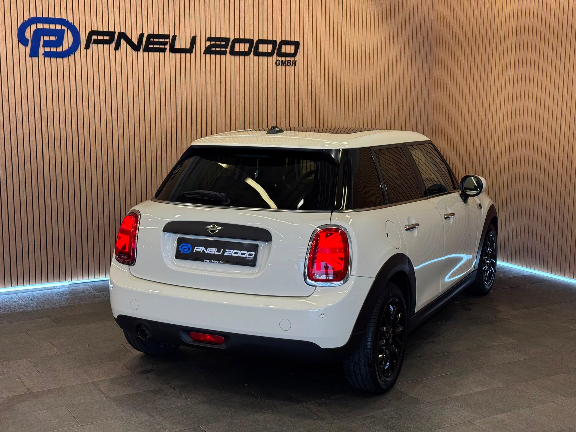 MINI One-image-4
