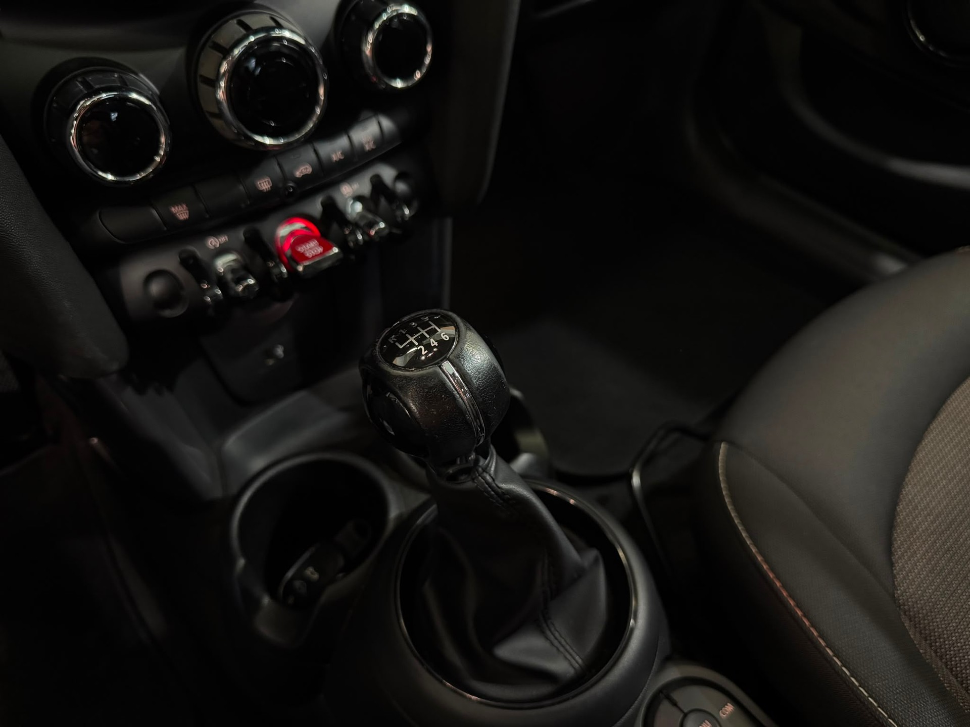 MINI One-image-9