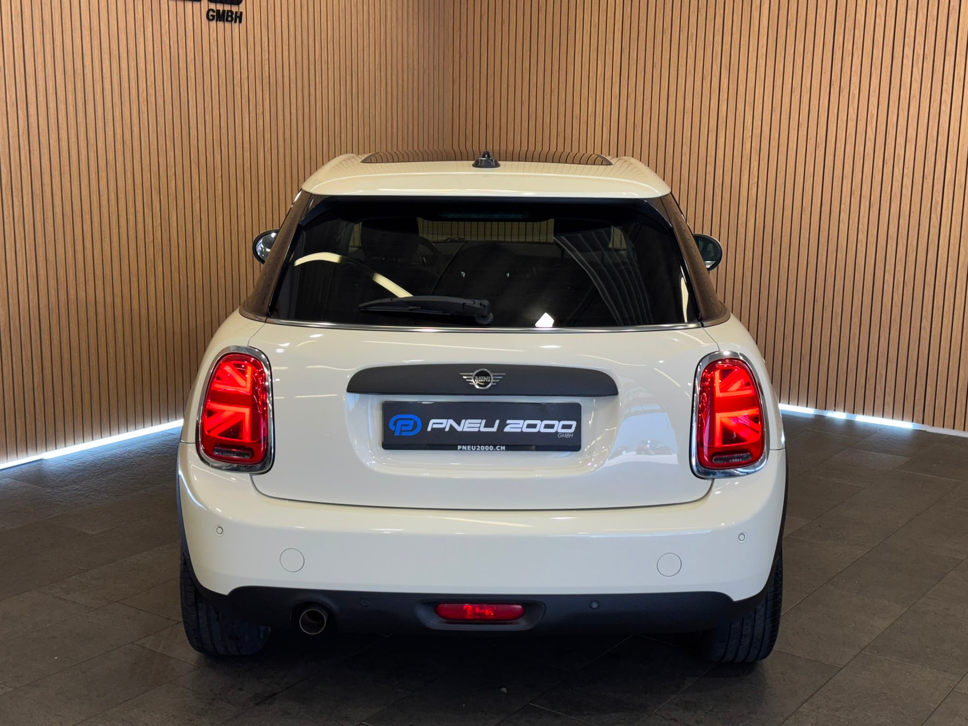 MINI One-image-3