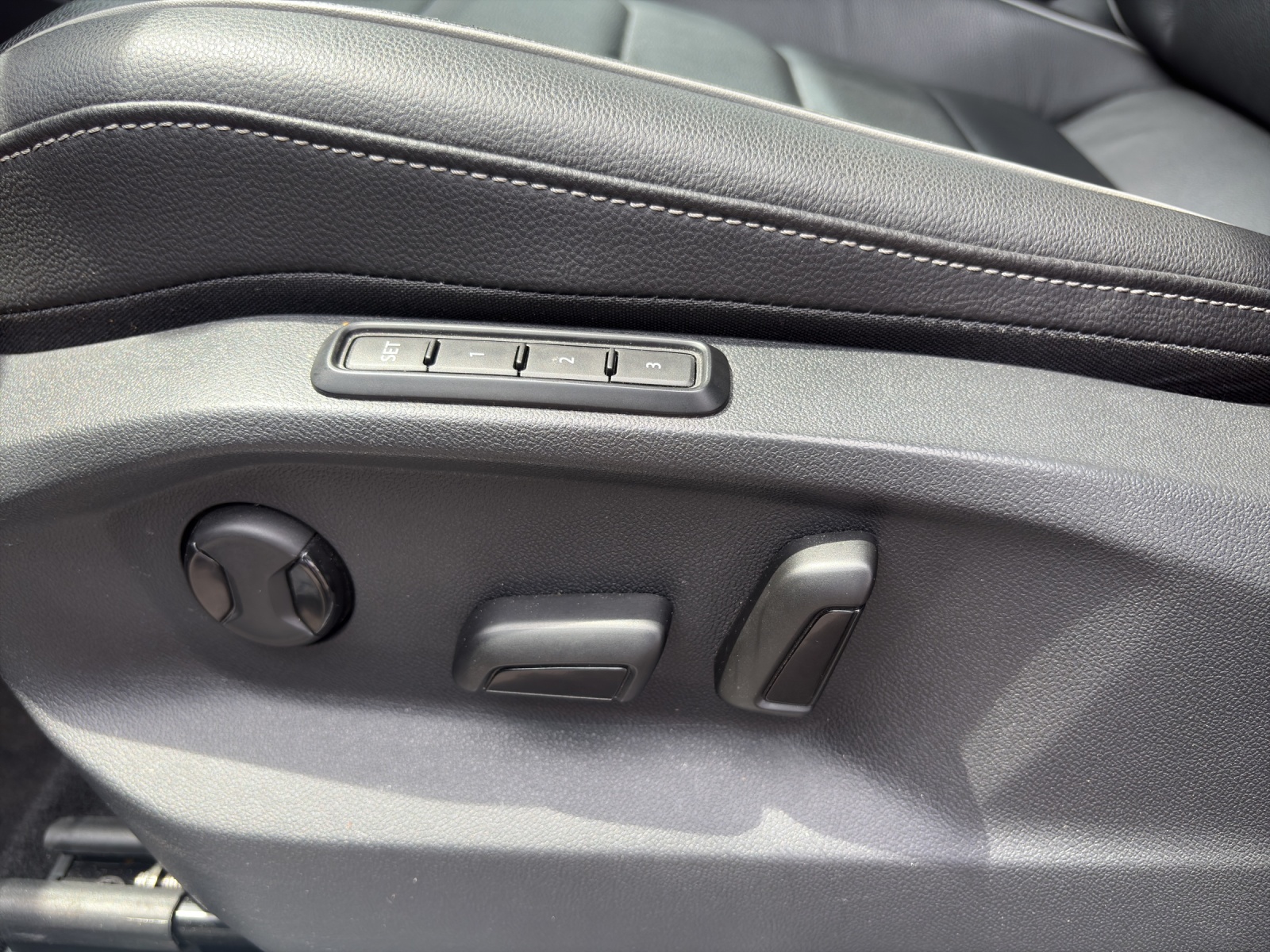 VW Tiguan 1.4TSI PHEV Selection DSG-image-15