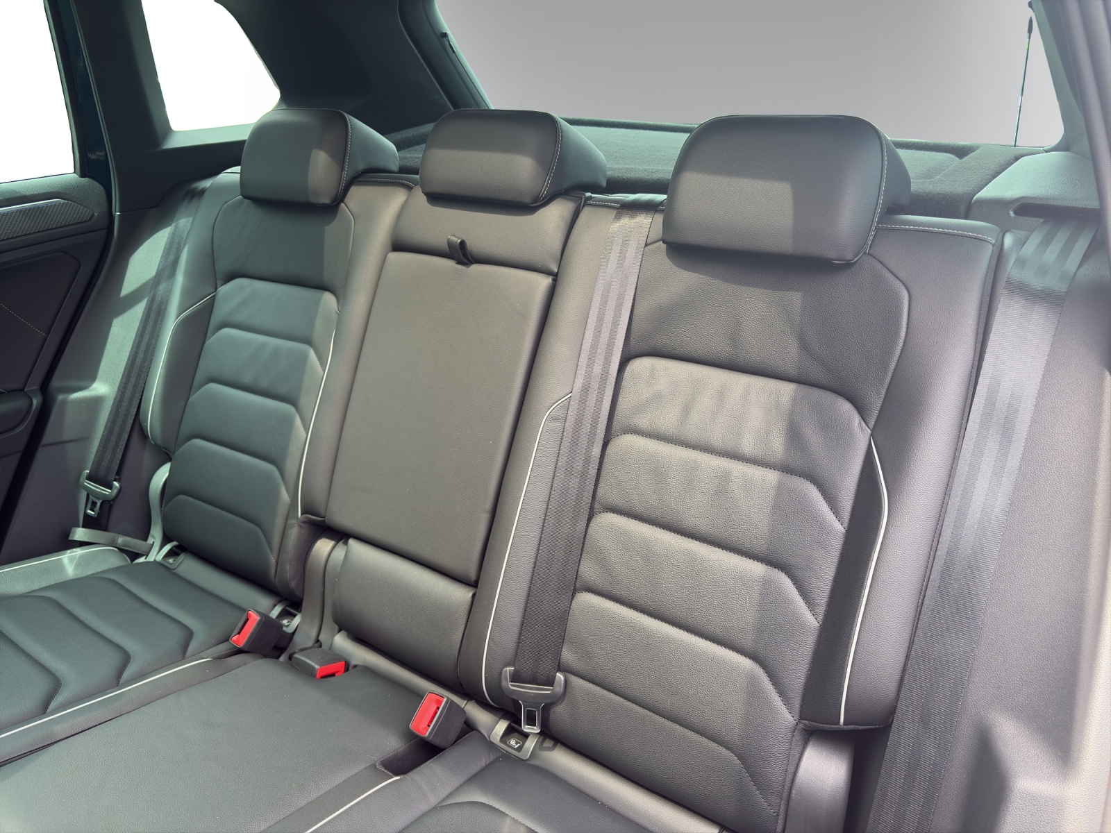 VW Tiguan 1.4TSI PHEV Selection DSG-image-10