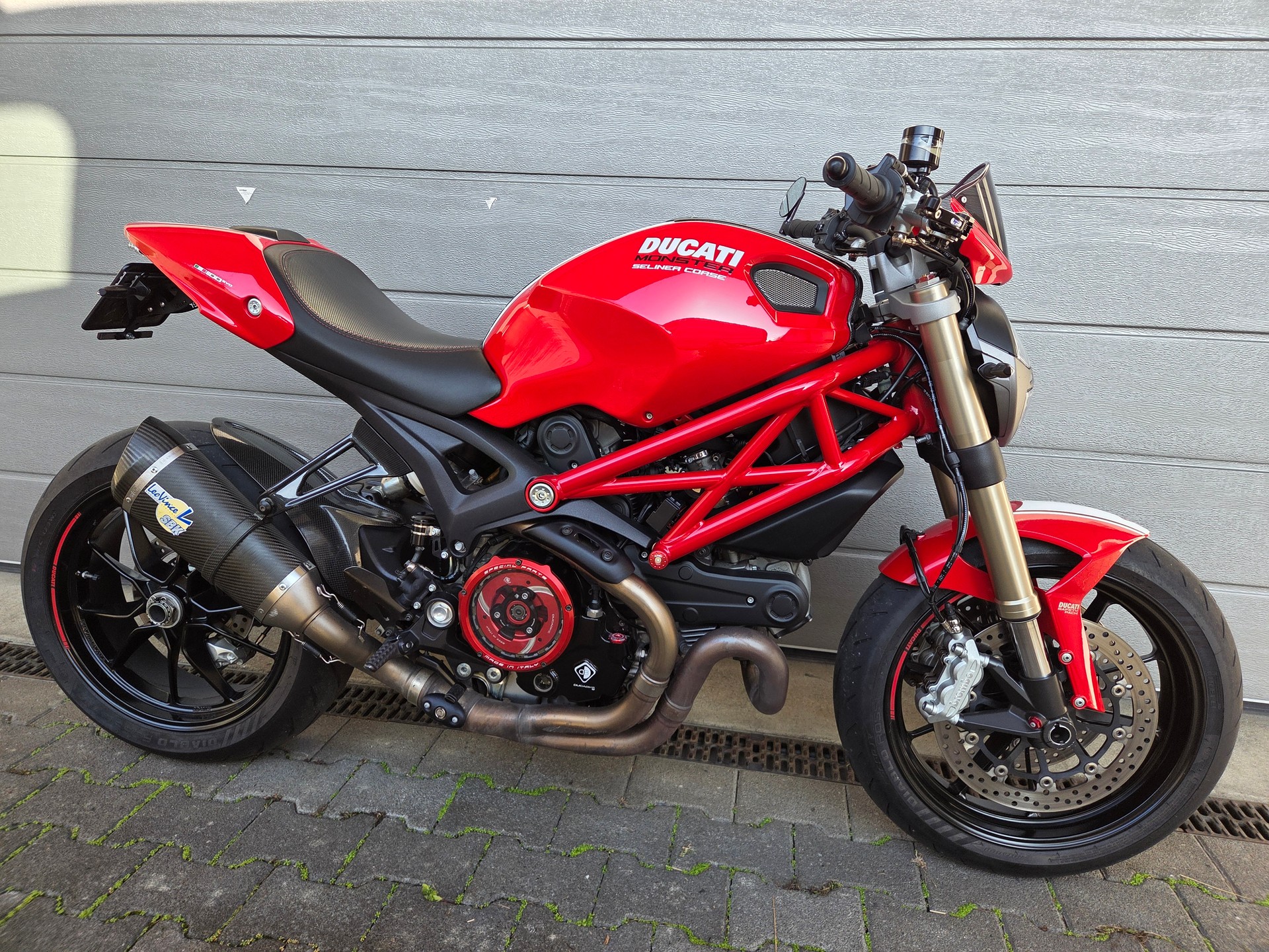 DUCATI Monster 1100 EVO ABS-image-2