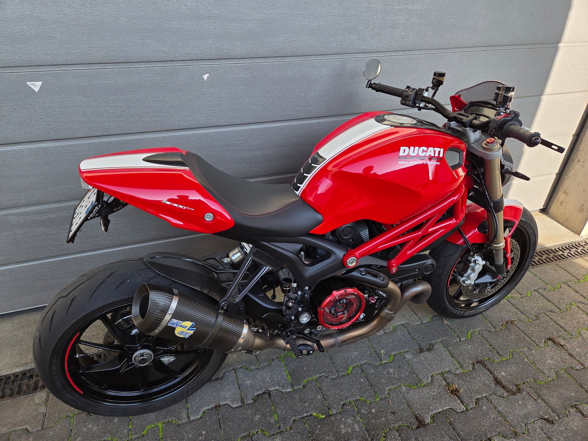 DUCATI Monster 1100 EVO ABS