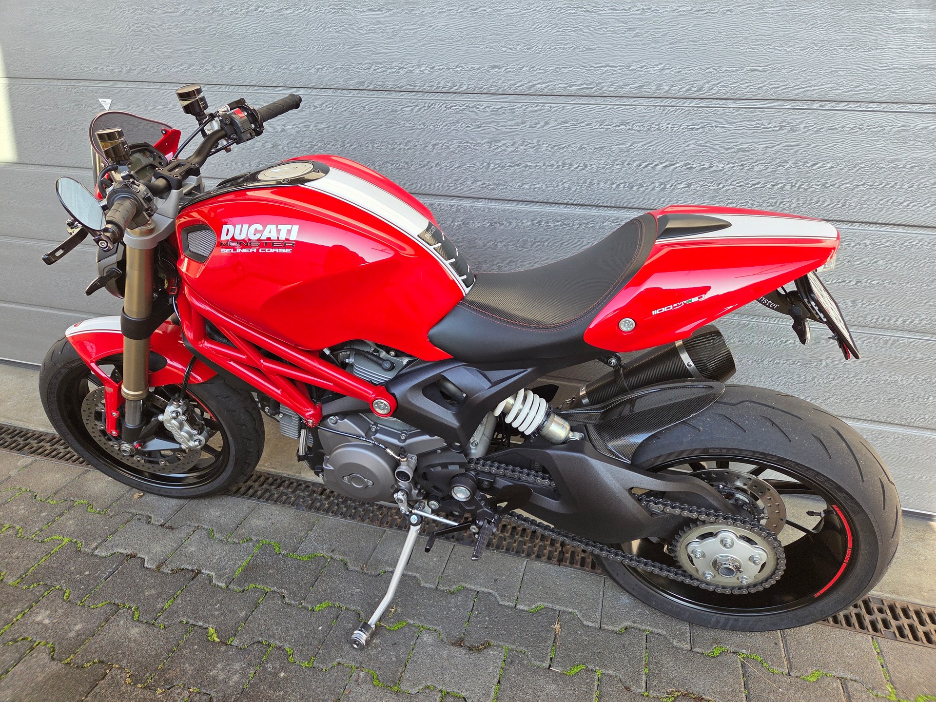 DUCATI Monster 1100 EVO ABS-image-5
