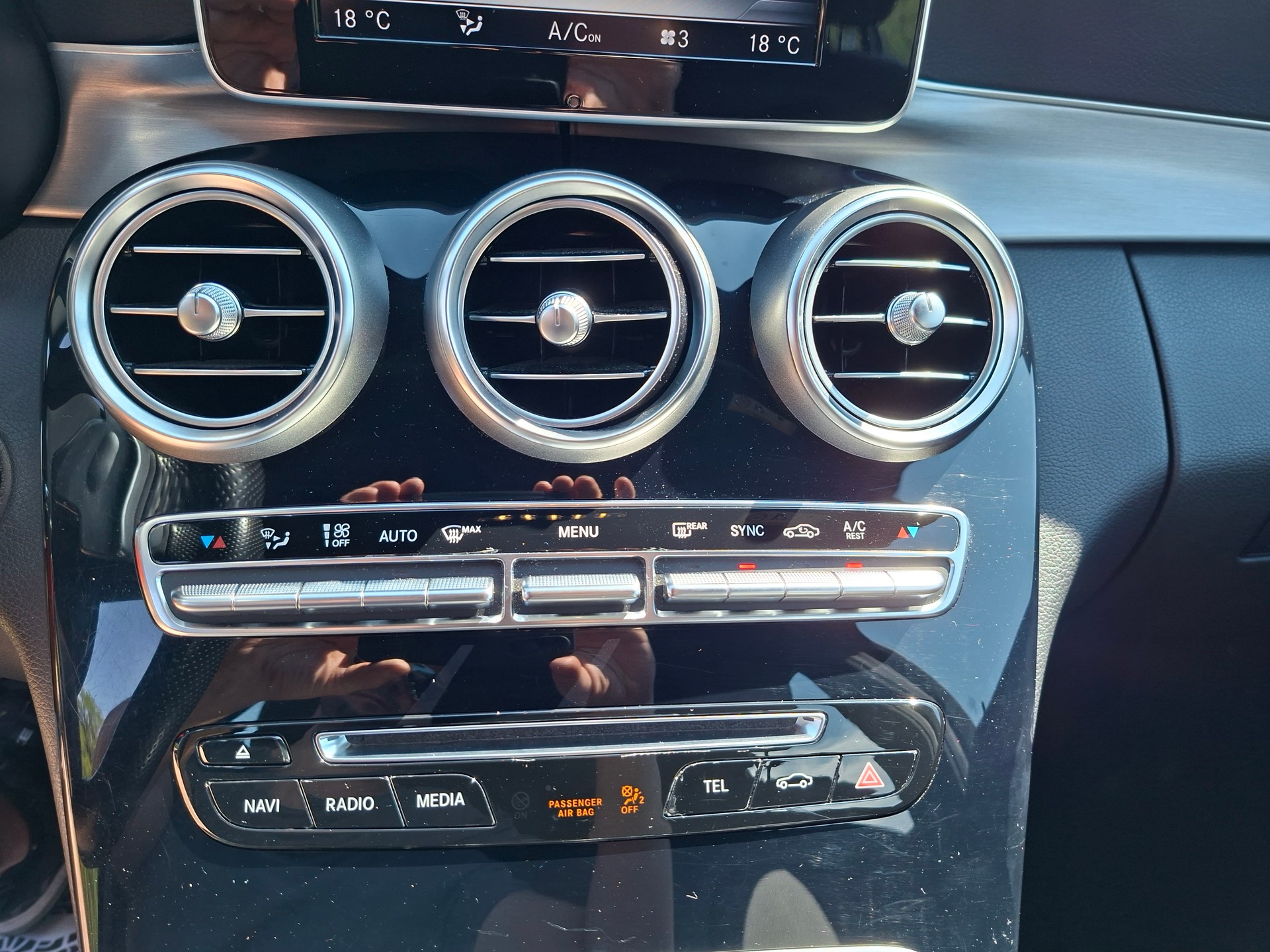 MERCEDES-BENZ C 200 AMG Line 7G-Tronic-image-12
