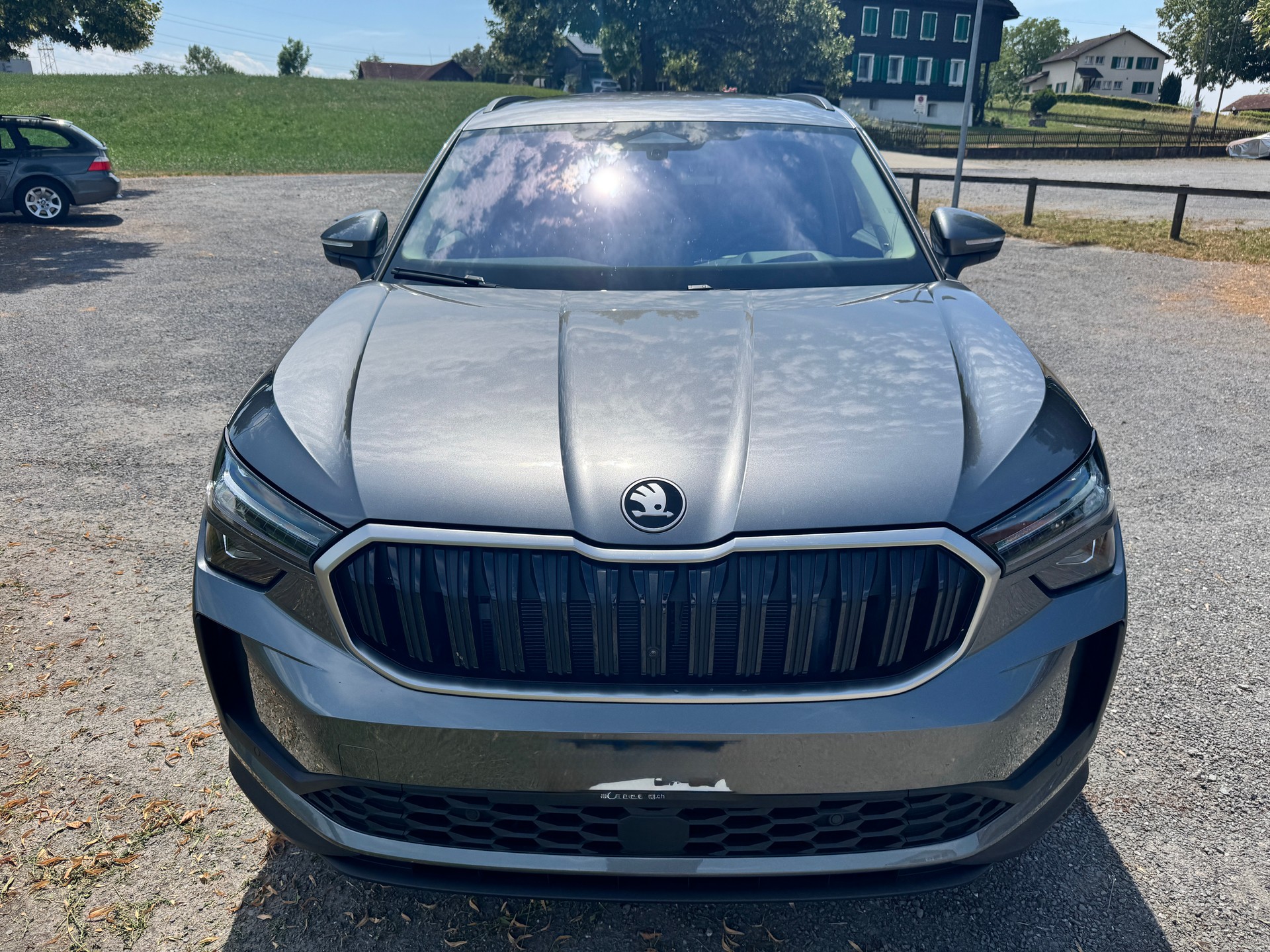 SKODA 1.5 TSI PHEV Dynamic 2WD-image-13