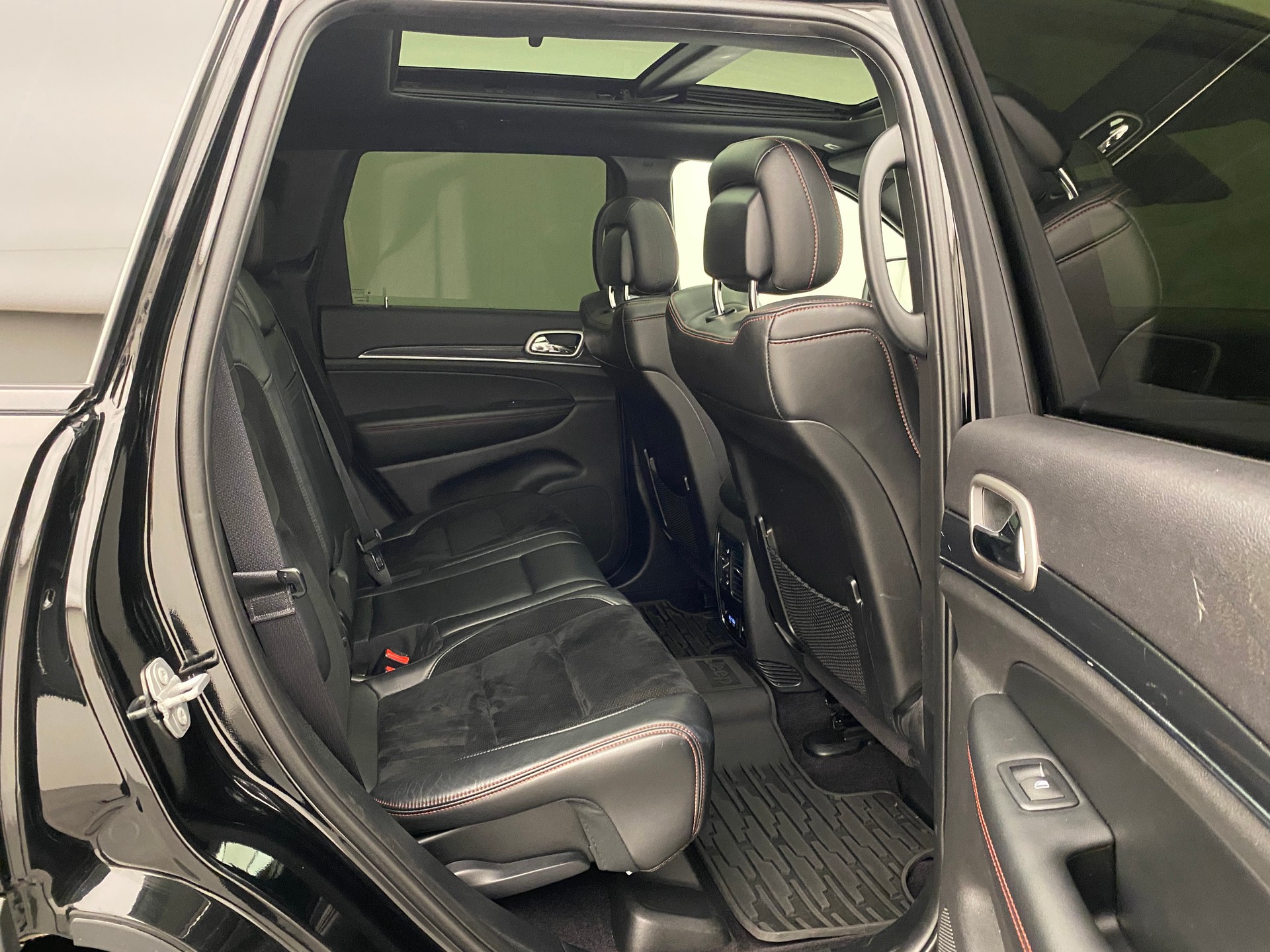 JEEP Grand Cherokee 3.0 CRD Trailhawk-image-13