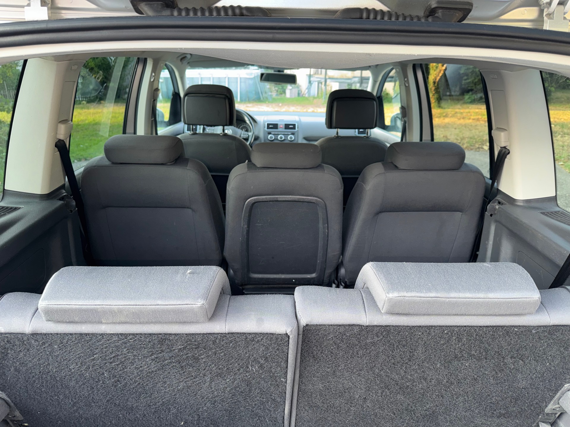 VW Touran 1.4 TSI Trendline-image-9