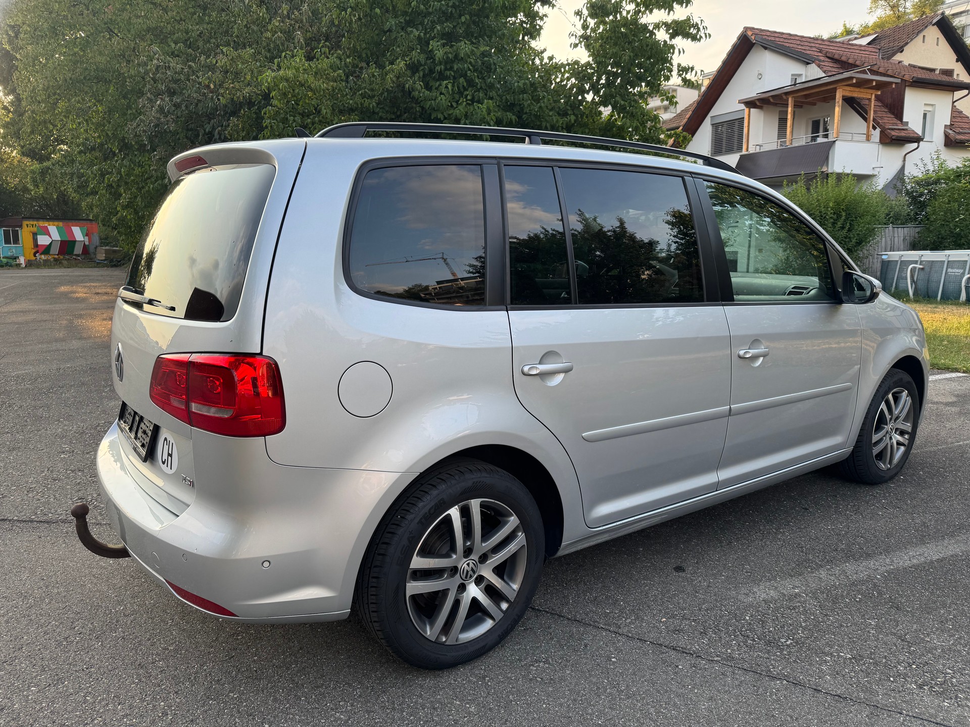 VW Touran 1.4 TSI Trendline-image-3