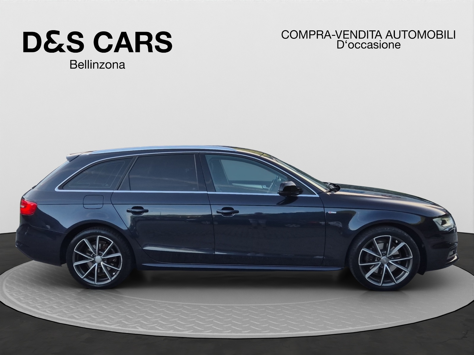 AUDI A4 Avant 2.0 TDI quattro S-LINE-image-6