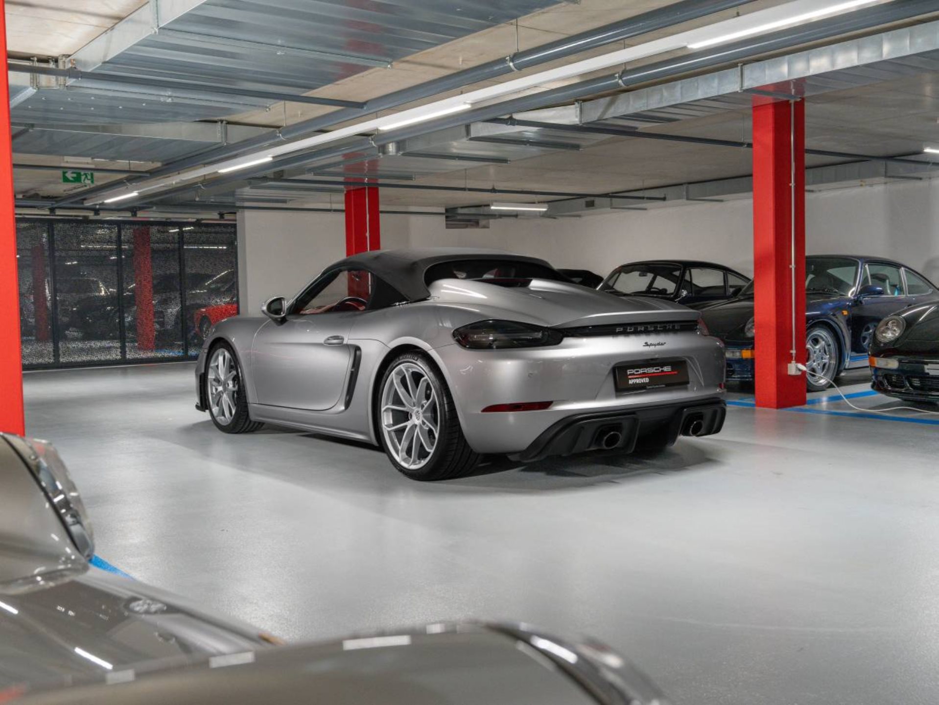 PORSCHE 718 Spyder-image-7