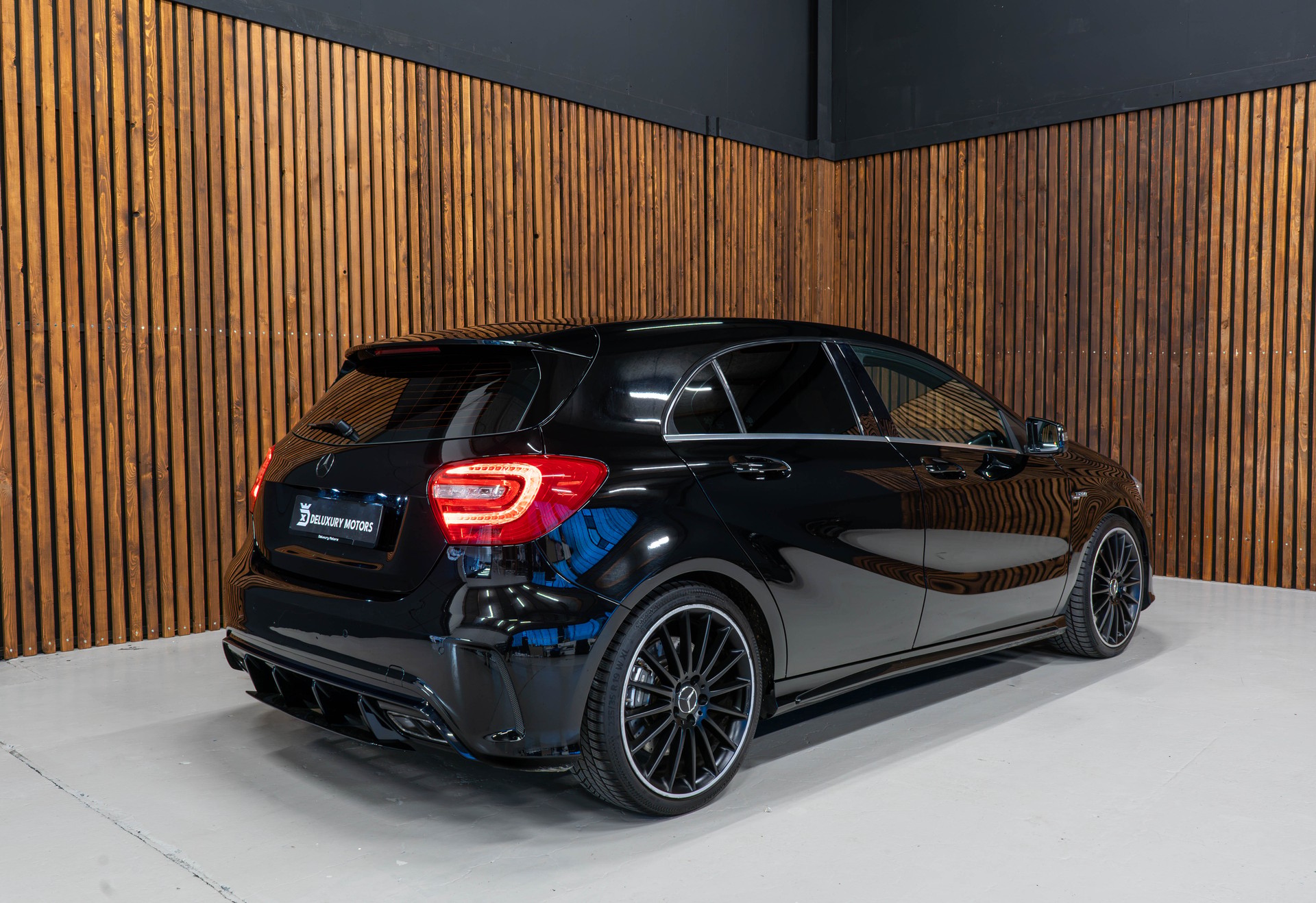 MERCEDES-BENZ A 45 AMG 4Matic Speedshift 7G-DCT-image-1