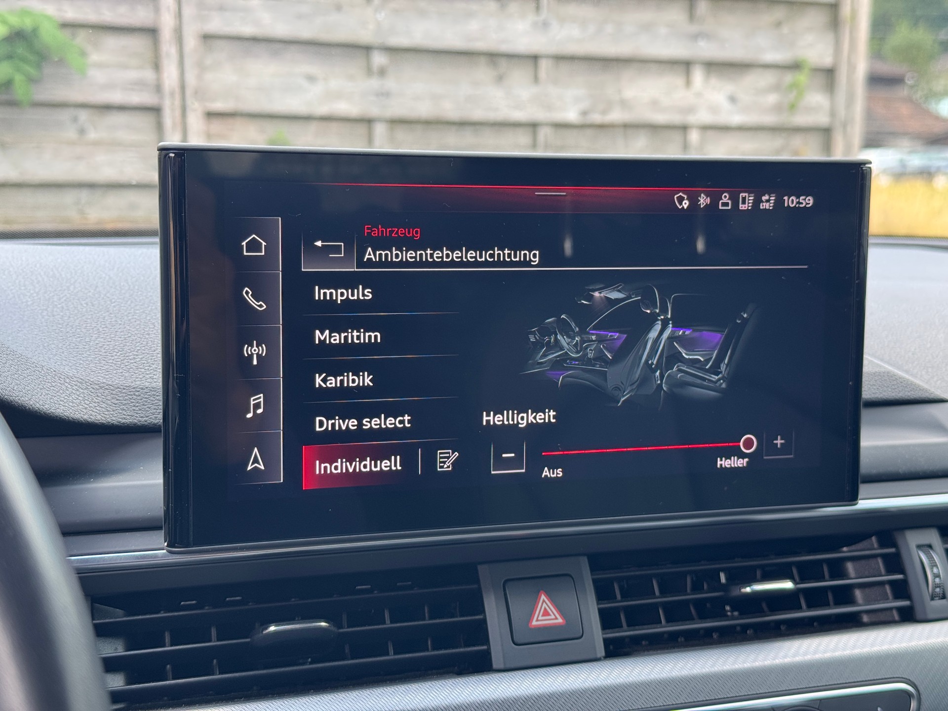 AUDI 2.0 40 TDI Attraction quattro S-Tronic-image-11