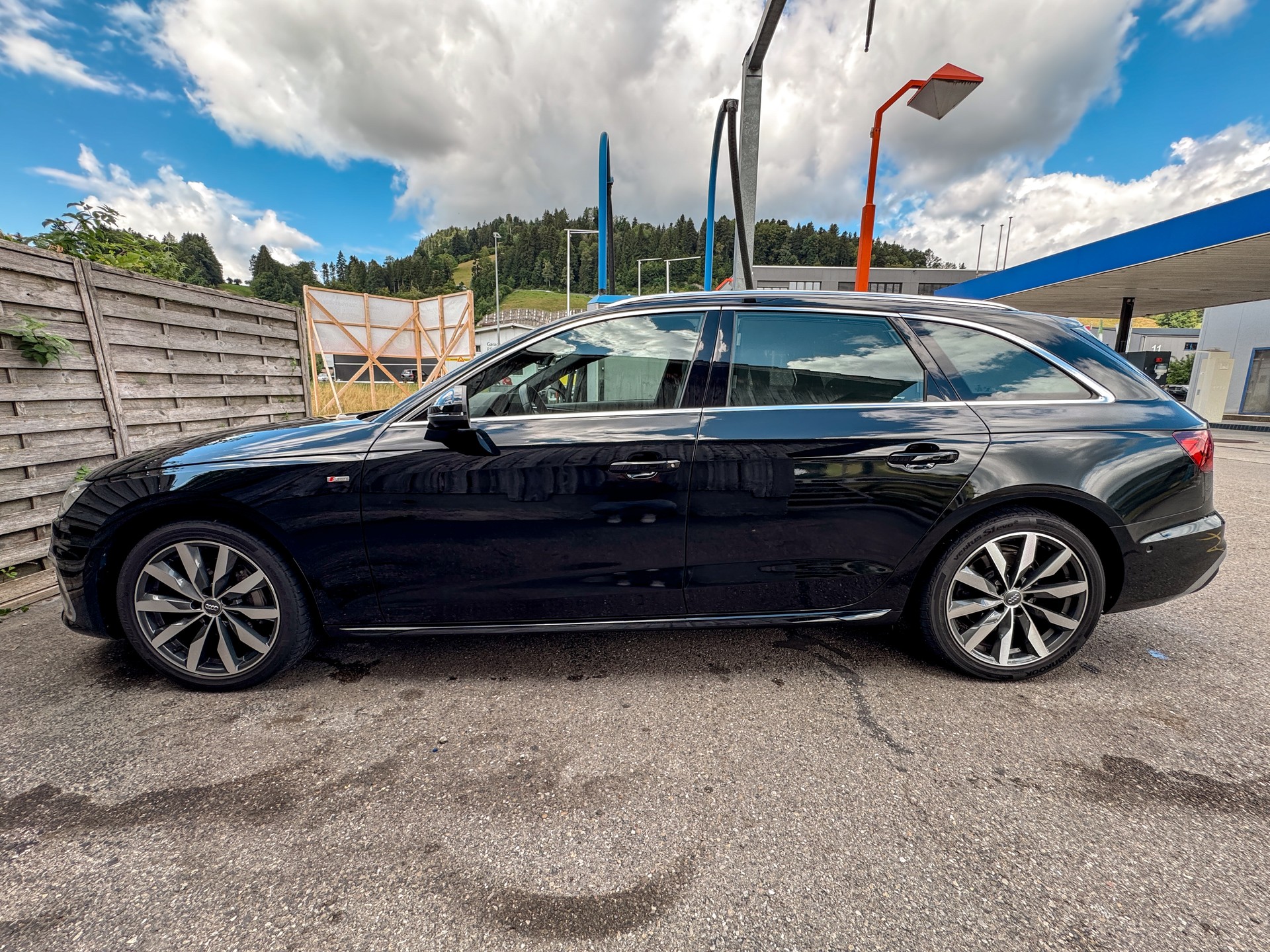AUDI 2.0 40 TDI Attraction quattro S-Tronic-image-6