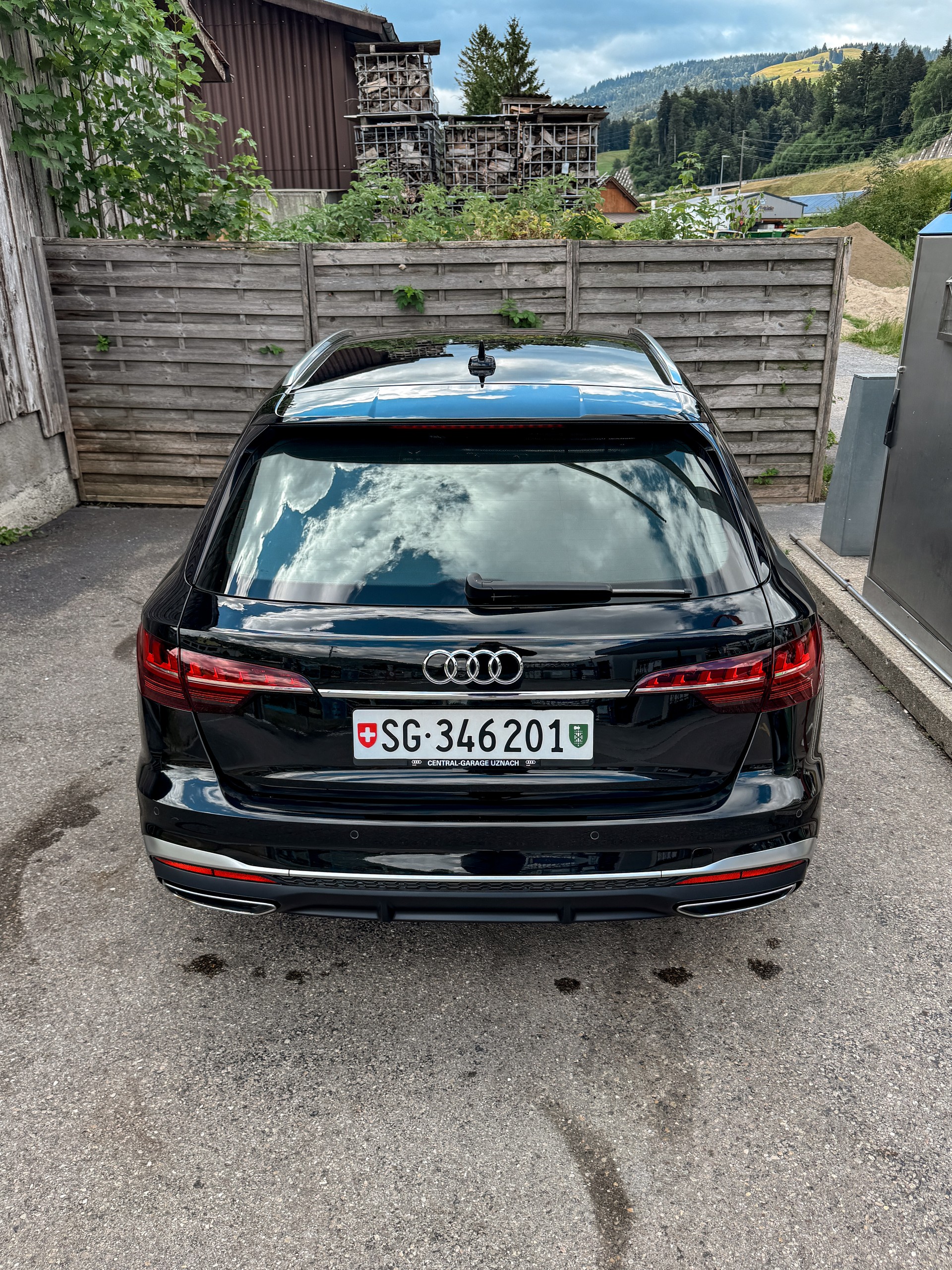 AUDI 2.0 40 TDI Attraction quattro S-Tronic-image-5