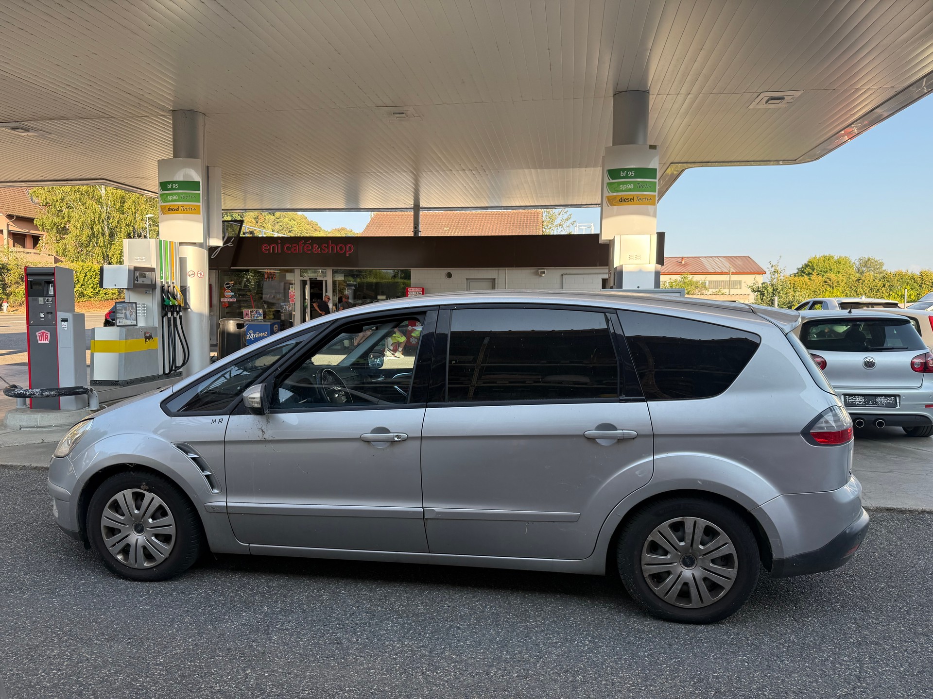 FORD S-Max 2.0 TDCi Titanium-image-2