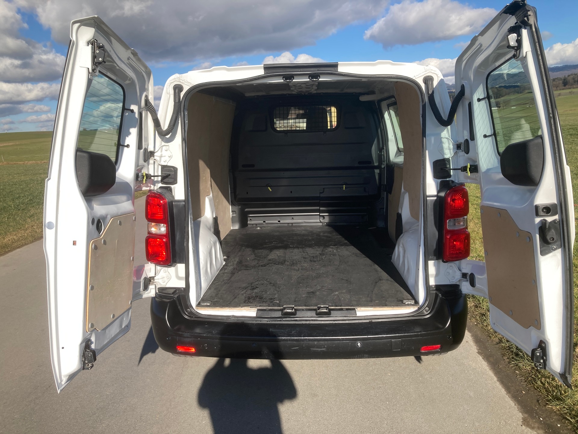 OPEL Vivaro Cargo 1.5 D Essentia s/s S-image-5