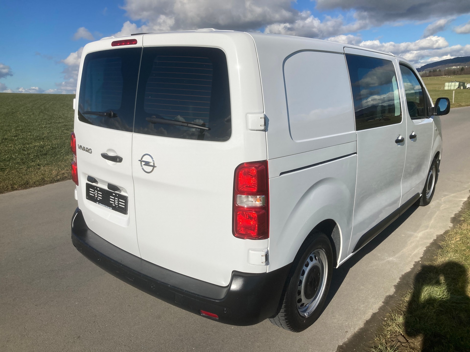 OPEL Vivaro Cargo 1.5 D Essentia s/s S-image-2