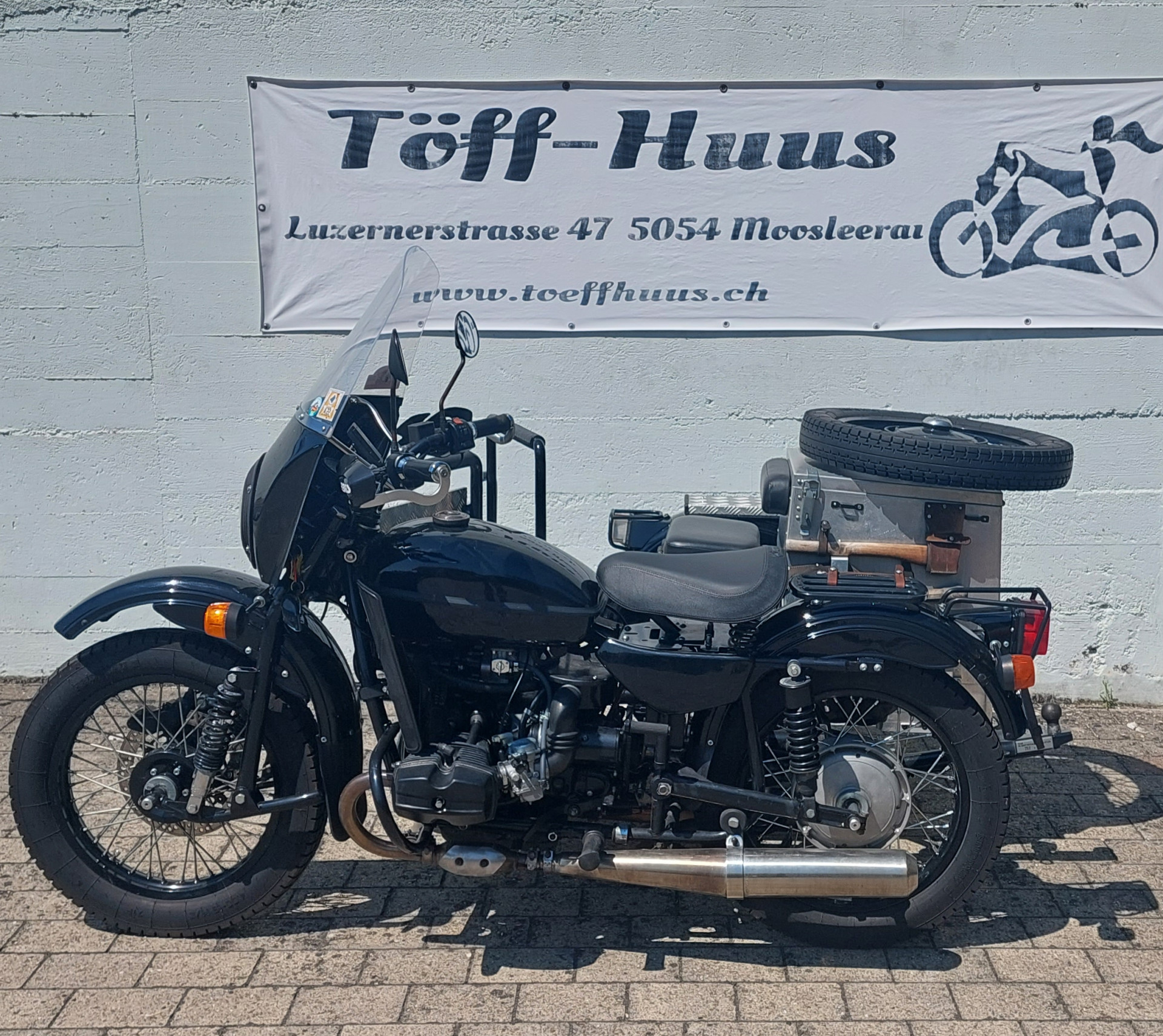 URAL M75 Tourist Gespann-showroom-element-1