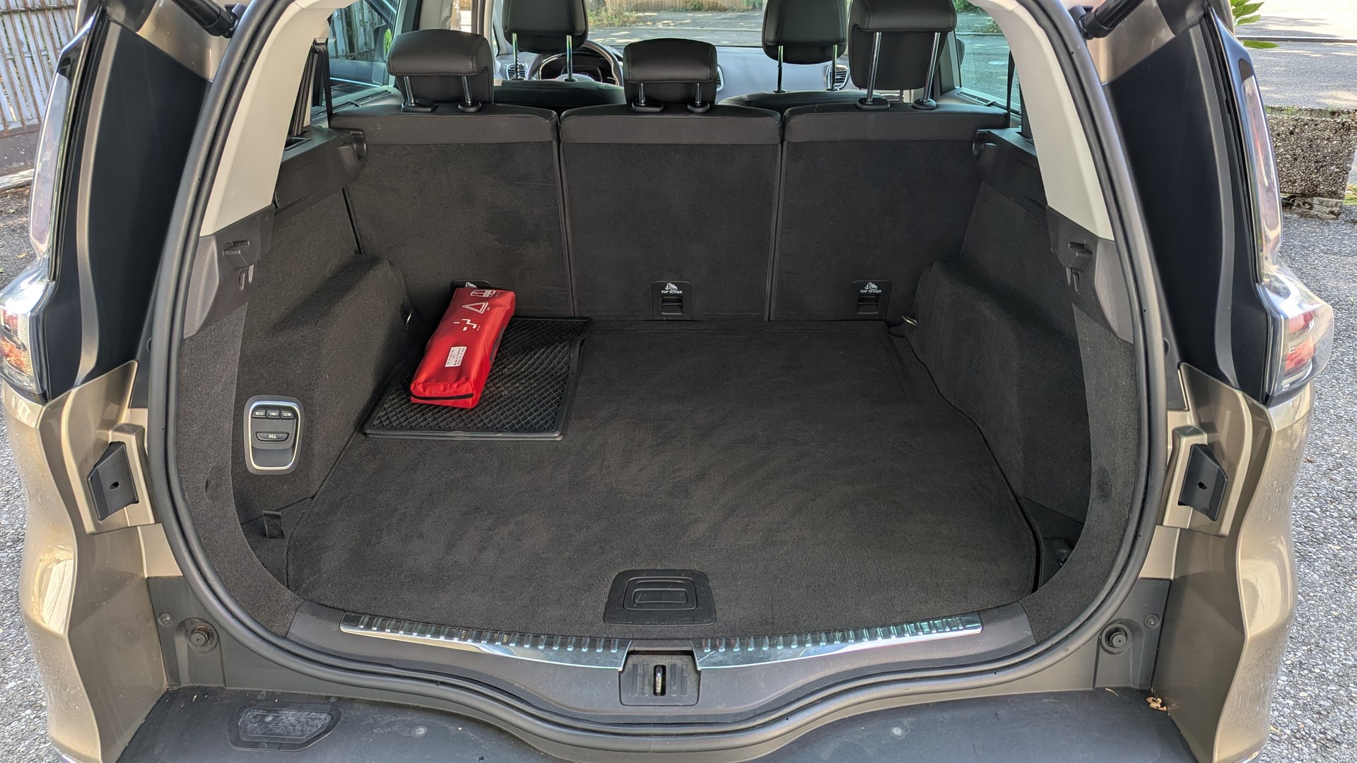 RENAULT 1.6 TCe Intens EDC-image-5